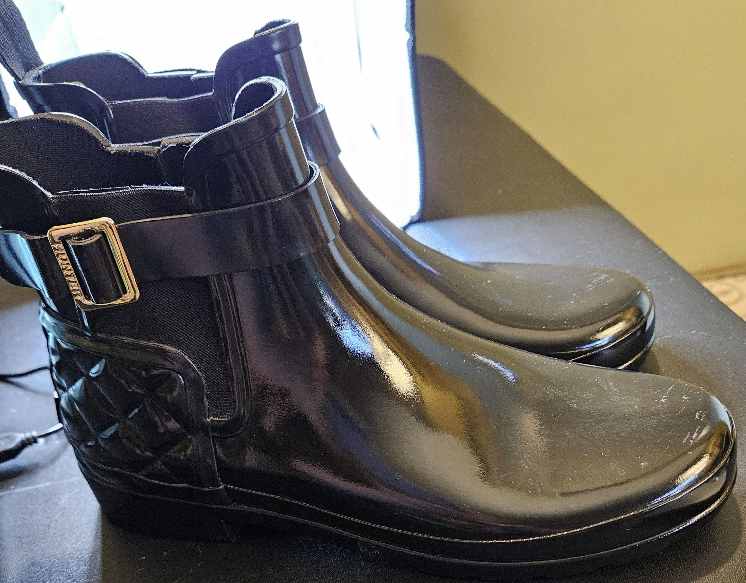 Hunter Hunter Black Refined Gloss Quilted Chelsea Rainboot Size US 9 / IT 39 - 4 Thumbnail