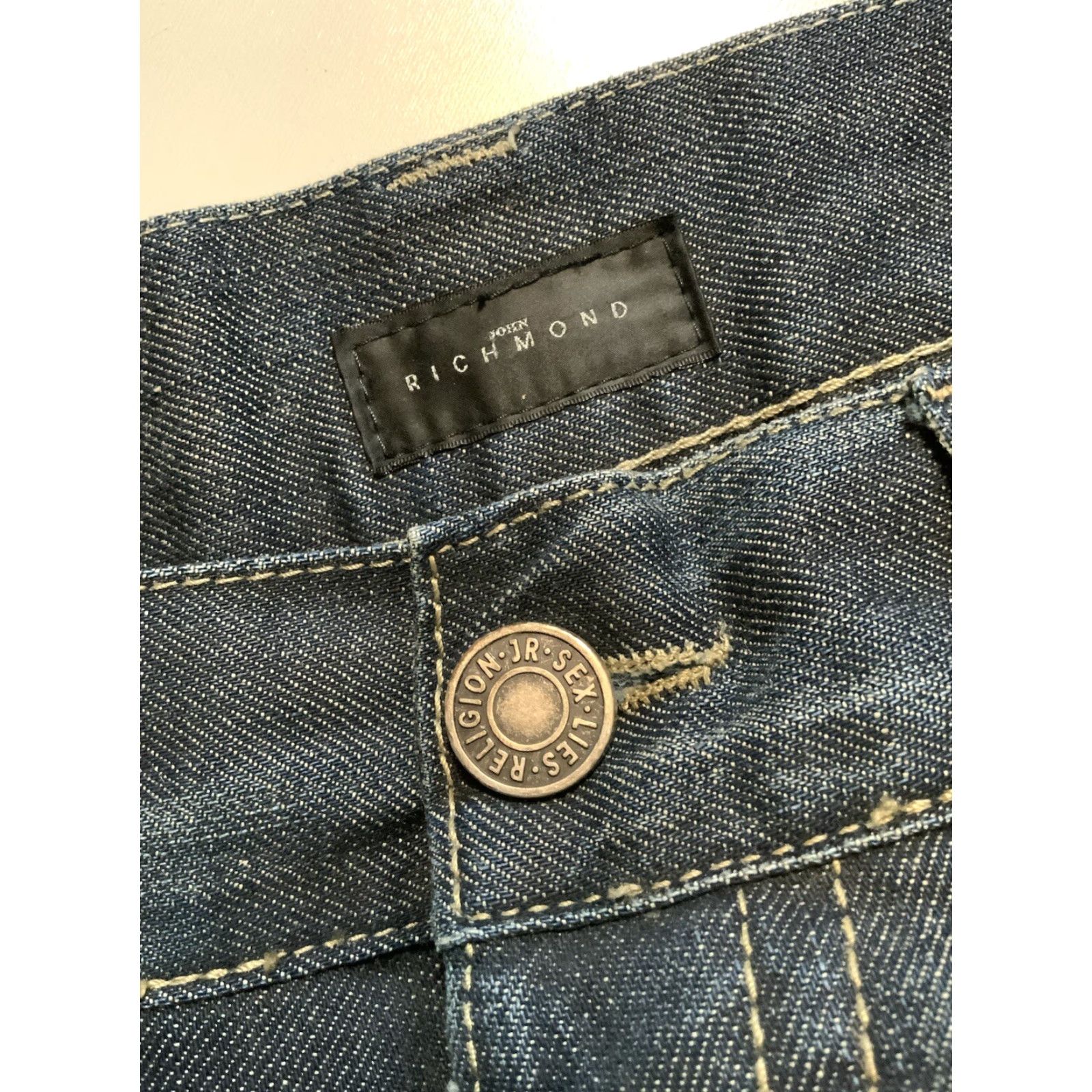 John Richmond VINTAGE John Richmond Jeans Button Fly Rock N Roll Denim Sz. 36 Men Blue 36 Inseam Rock Theme 90s Mens Size US 36 / EU 52 - 6 Thumbnail
