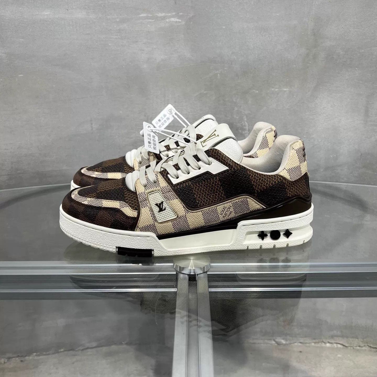 Louis Vuitton LV Trainer Brown Monogram UK6.5 (40.5) YH17621 Size US 7.5 / EU 40-41 - 3 Thumbnail