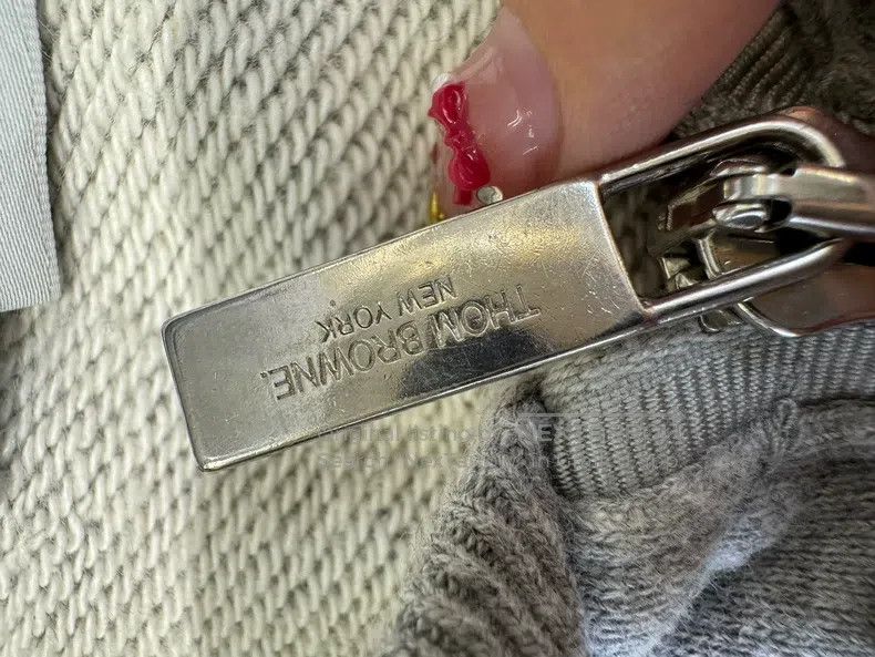 Thom Browne Thom Browne Cardigan Sweatshirt Size US XXS / EU 40 - 4 Thumbnail