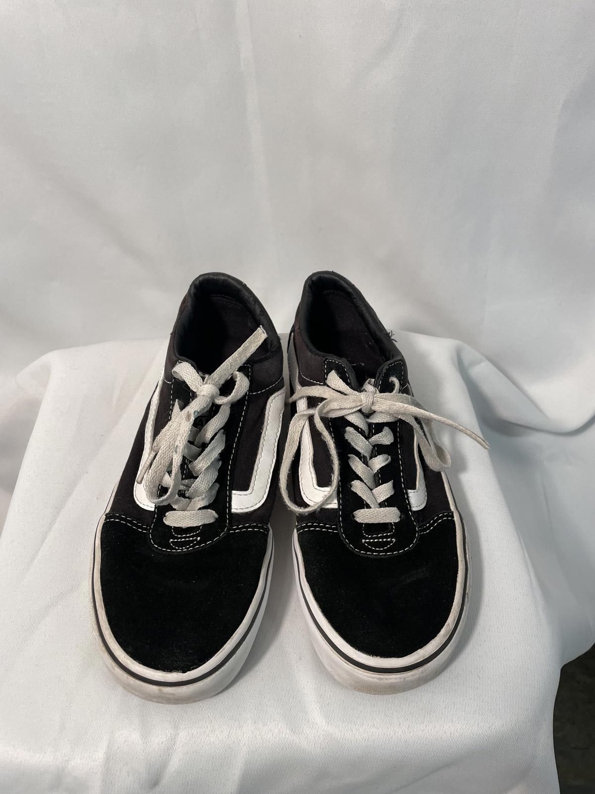 Vans Vans Skate Shoes - Classic Black & White Size US W 7 Size US 7 / IT 37 - 4 Thumbnail
