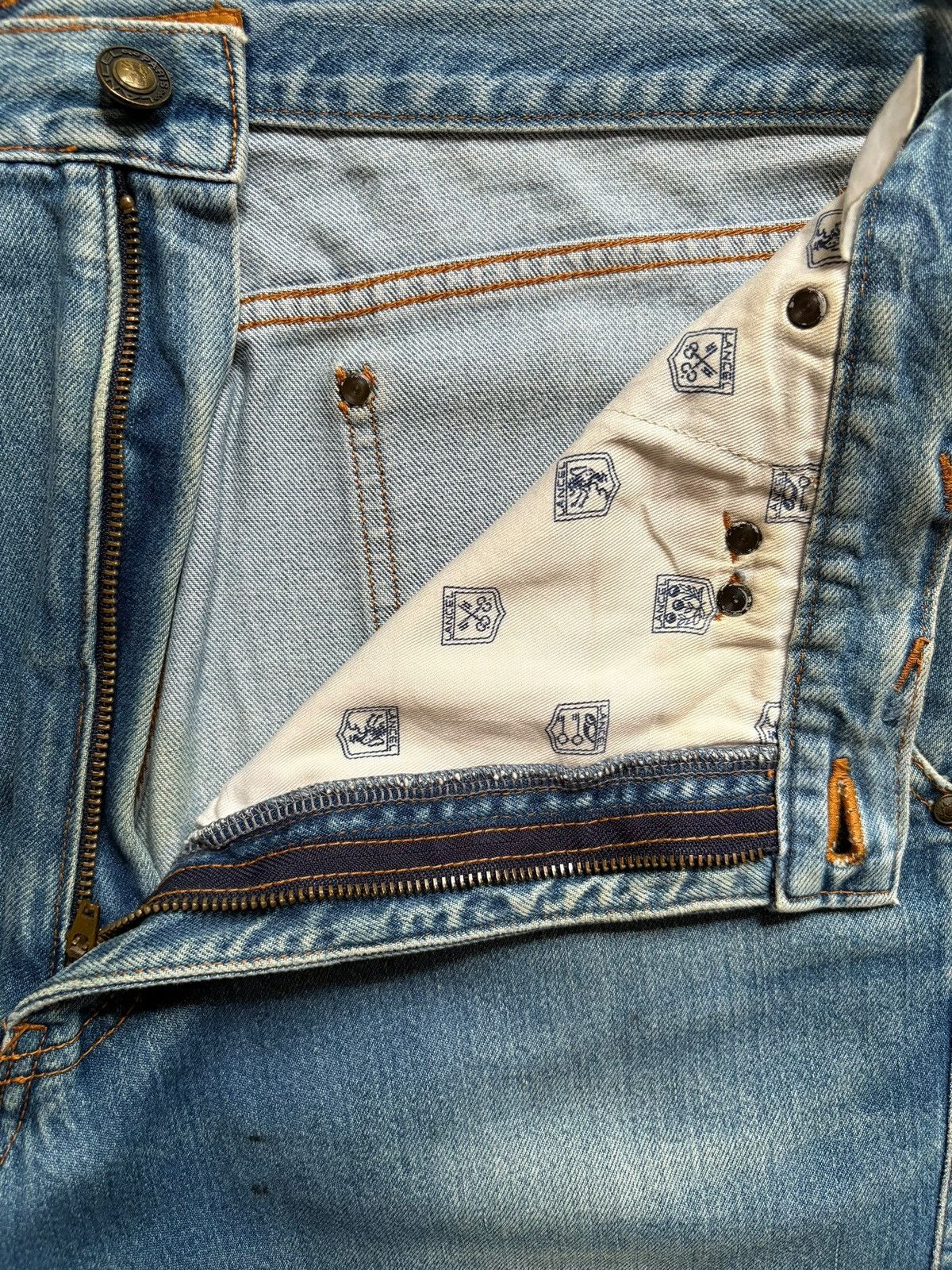 Japanese Brand Vintage Japanese Brand Mud Wash Embroidered Baggy Jeans Size US 34 / EU 50 - 9 Thumbnail