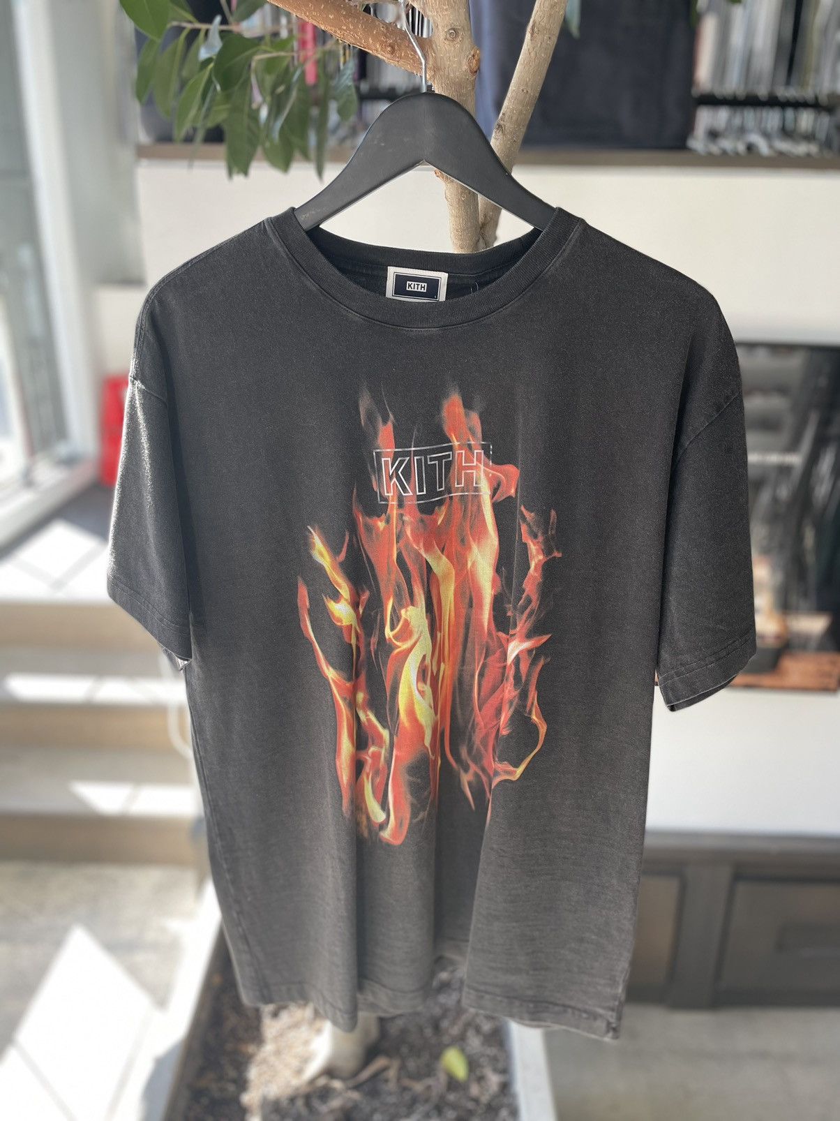 Kith Kith Pyro Box Logo Vintage Tee Size US L / EU 52-54 / 3 - 3 Thumbnail