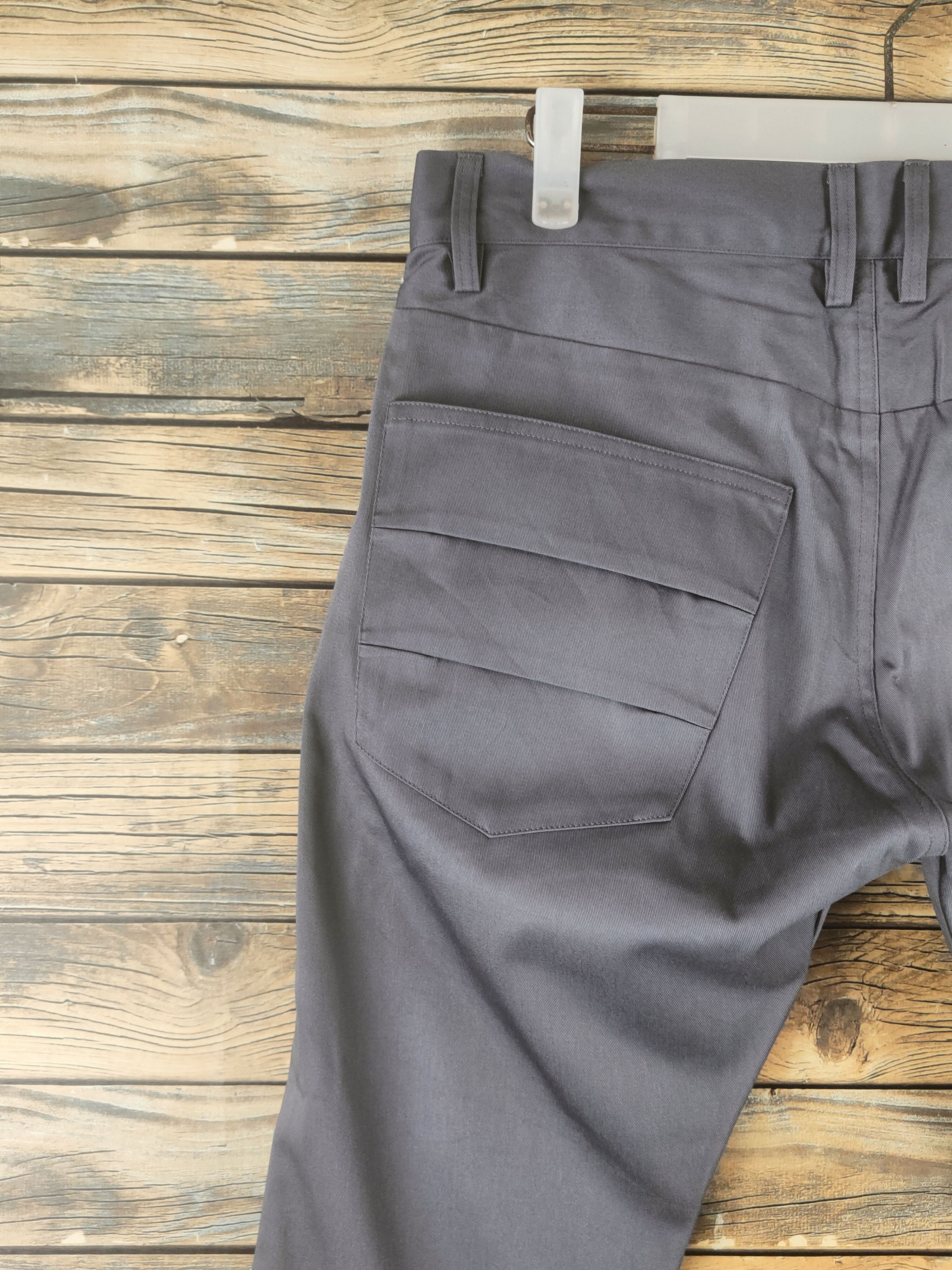 Japanese Brand DL Plein Gray Multipocket Casual Pants #46-323 Size 30" / US 8 / IT 44 - 8 Thumbnail