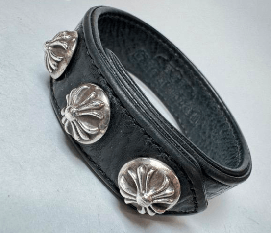 CHROME HEARTS 3 BUTTON 2 SNAP LEATHER BRACELET