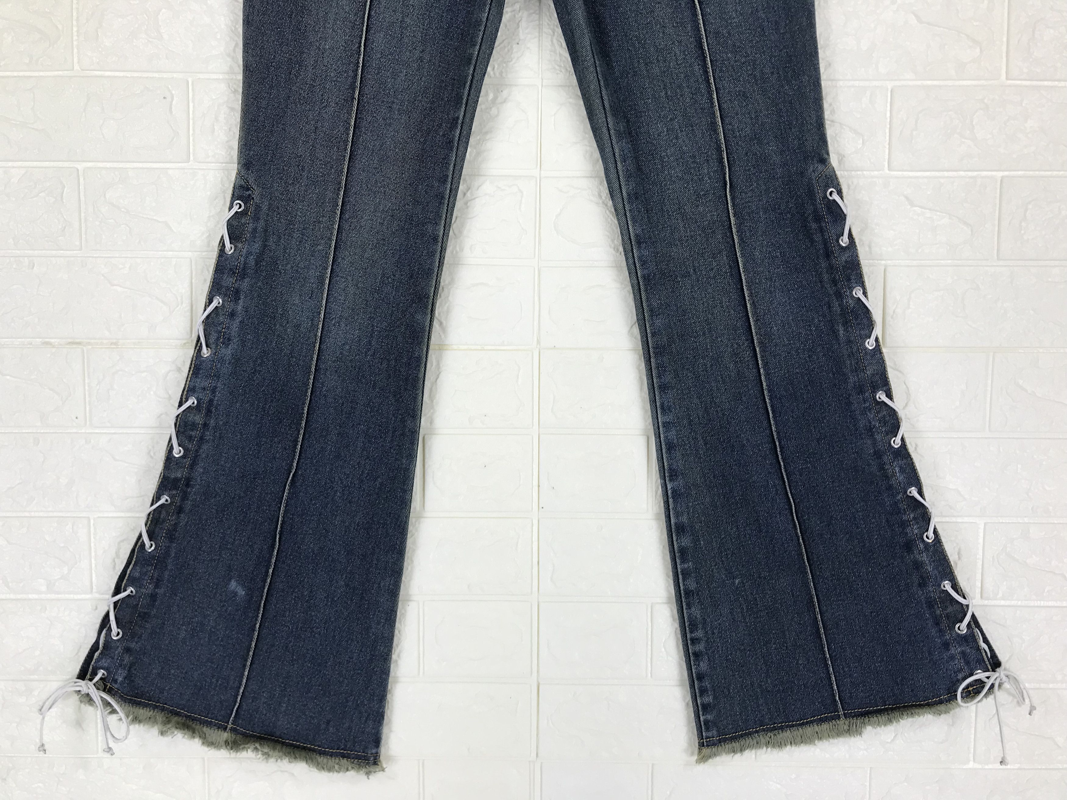 Japanese Brand Vintage Goa Lace-Up Flare Jeans Size US 29 - 4 Thumbnail