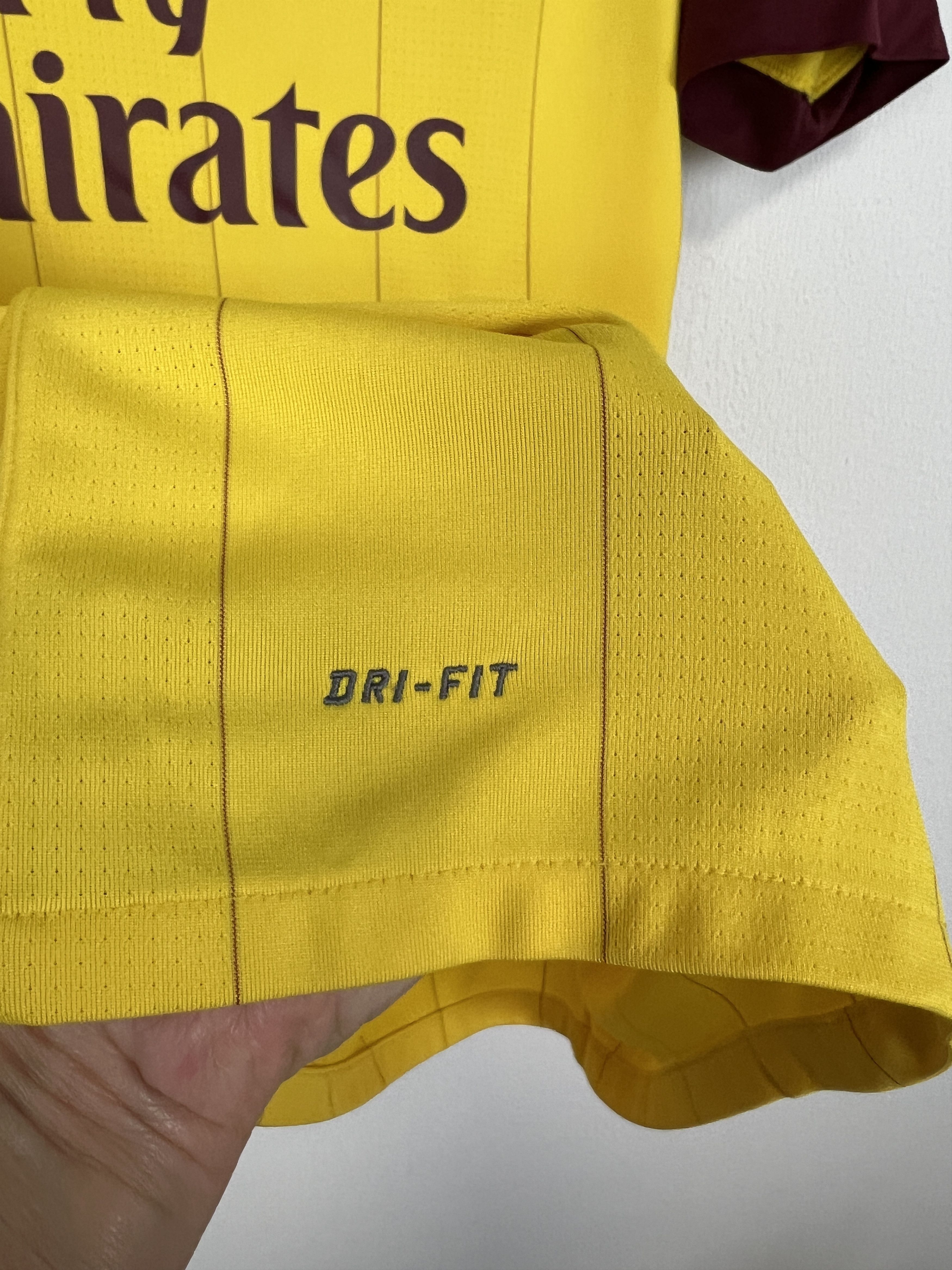Nike Arsenal football shirt Soccer #29 Chamakh Nike Tee Hype Size US XS / EU 42 / 0 - 5 Thumbnail