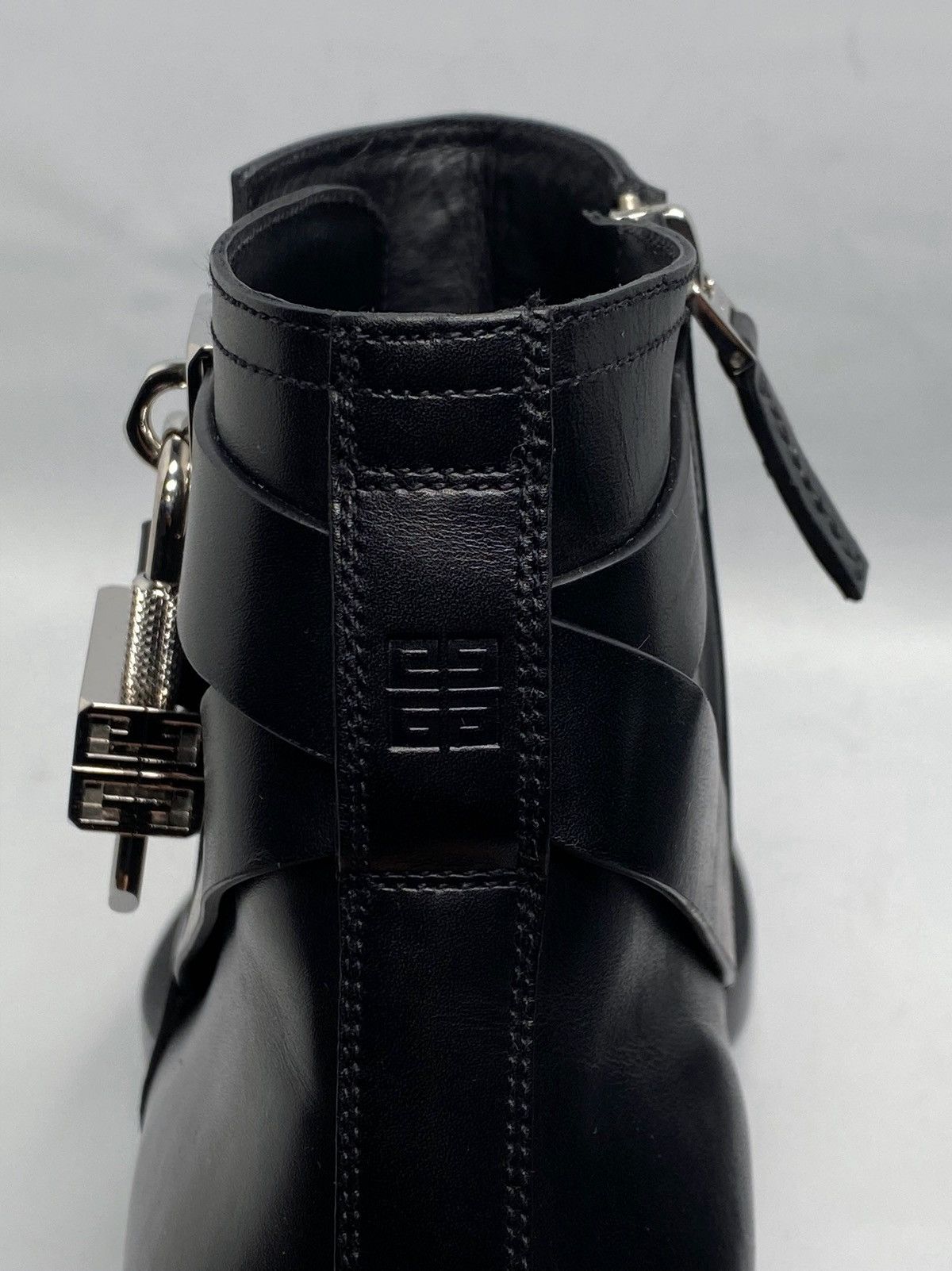 Givenchy Givenchy Padlock Ankle Leather Boots size 42 Size US 12 / IT 42 - 14 Thumbnail