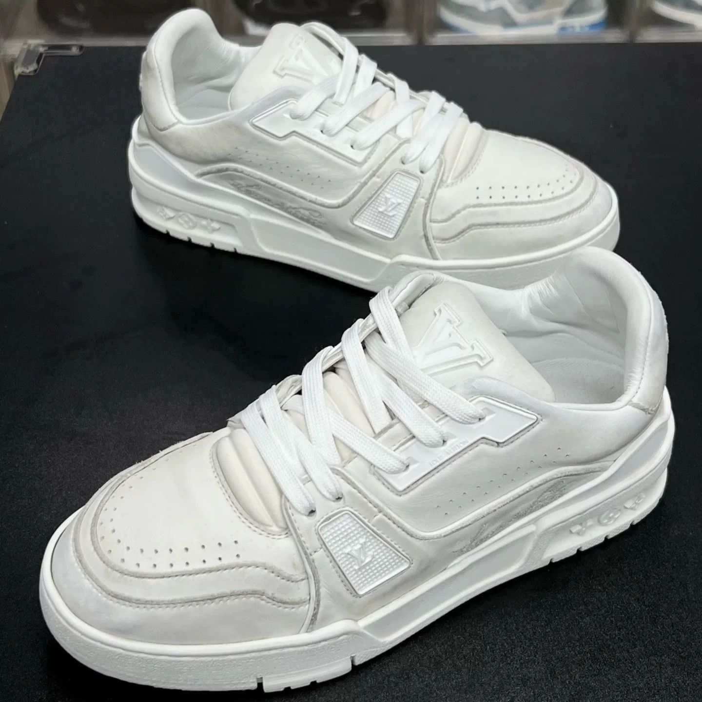 Louis Vuitton Louis Vuitton White Designer Casual Size US S / EU 44-46 / 1 - 1 Thumbnail