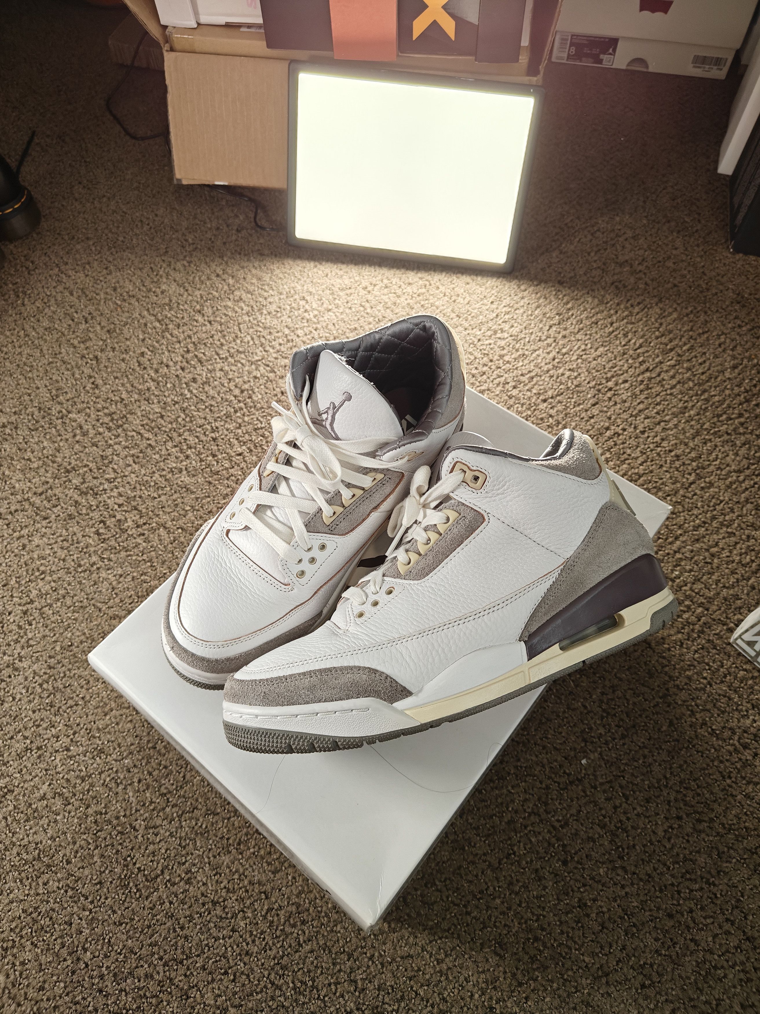 A Ma Maniere × Jordan Brand Jordan 3 x a ma maniere violet ore 9w/7.5m - worn twice! Size US 7.5 / EU 40-41 - 1 Thumbnail
