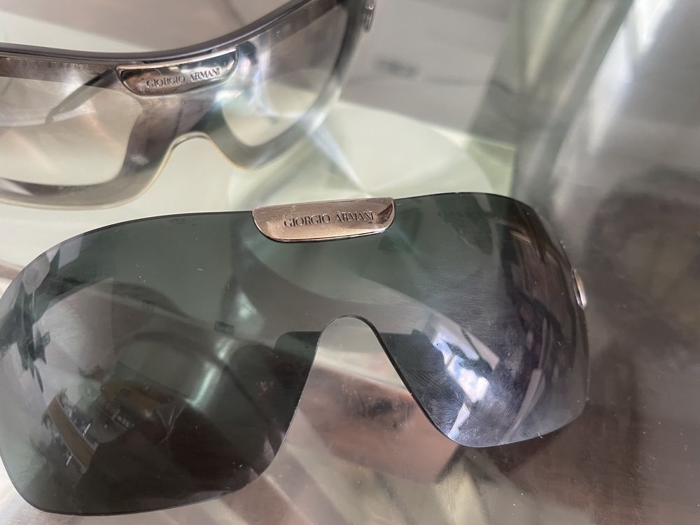 Giorgio Armani Giorgio Armani Vintage Magnetic Lens Sunglasses Size ONE SIZE - 3 Thumbnail
