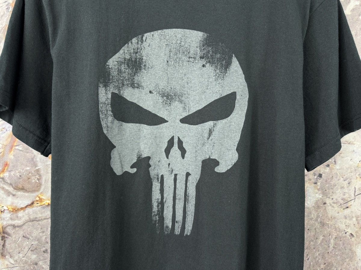 Marvel Comics Men’s The Punisher 2004 T-Shirt Comics Marvel Size Medium Size US M / EU 48-50 / 2 - 5 Thumbnail