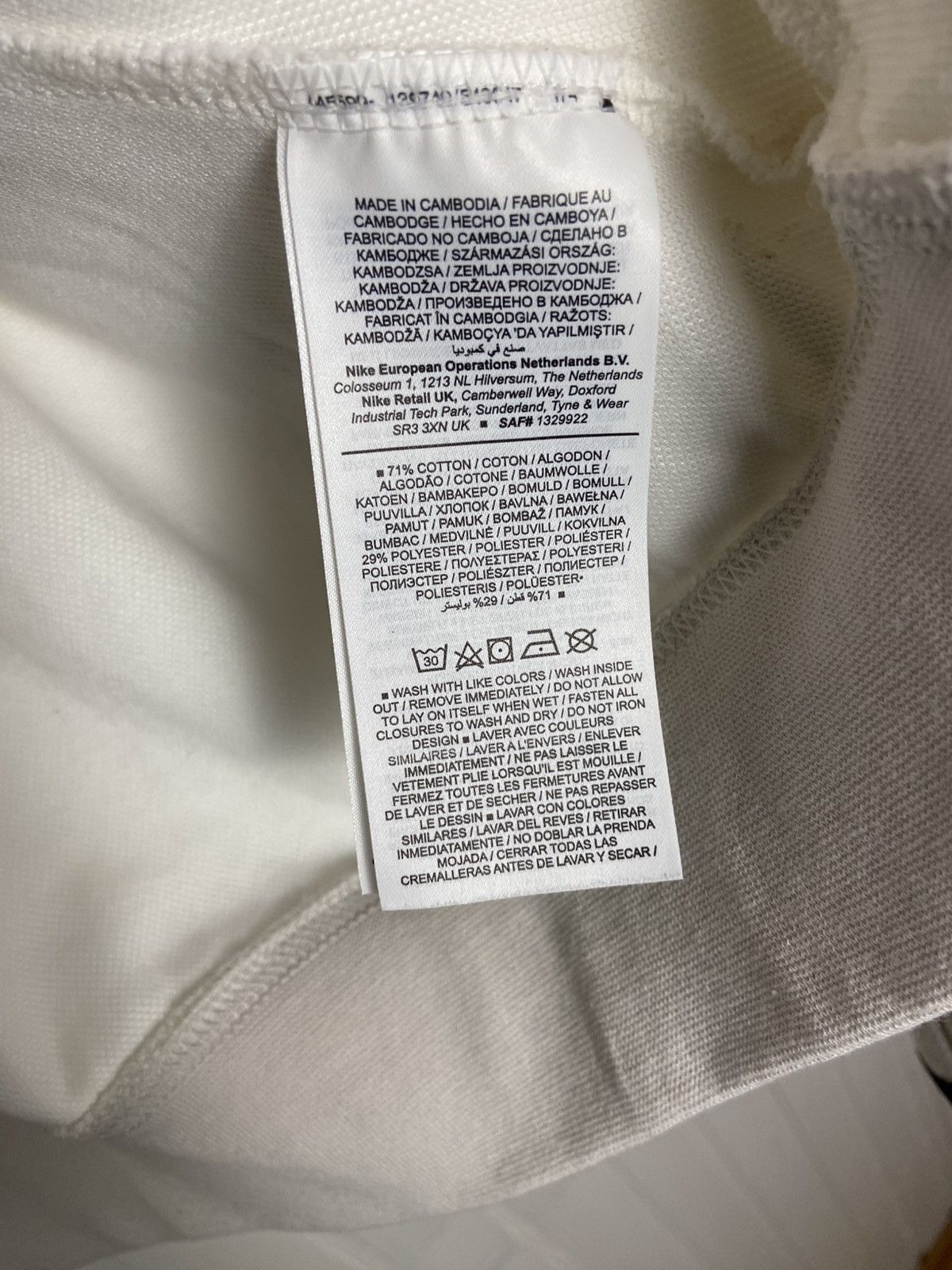 Nike Used Nike Sportswear Authorized Full-Zip Hoodie Size M Size US M / EU 48-50 / 2 - 6 Thumbnail