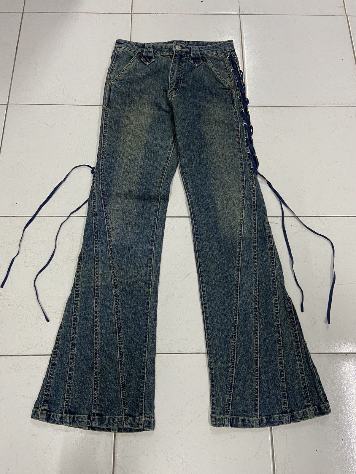 Japanese Brand BROW DWIN FLARE DENIM JEANS Size 24" / US 00 / IT 34 - 1 Thumbnail
