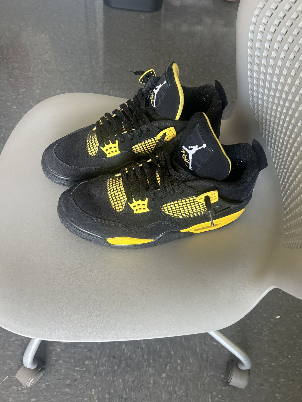 Jordan Brand Jordan 4 Lightning Size US 11.5 / EU 44-45 - 4 Thumbnail
