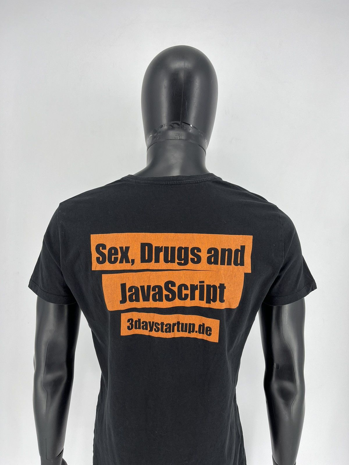 Band Tees Vintage Y2K Sex & Drugs & Javascript Tee Streetwear 90s Size US L / EU 52-54 / 3 - 1 Thumbnail