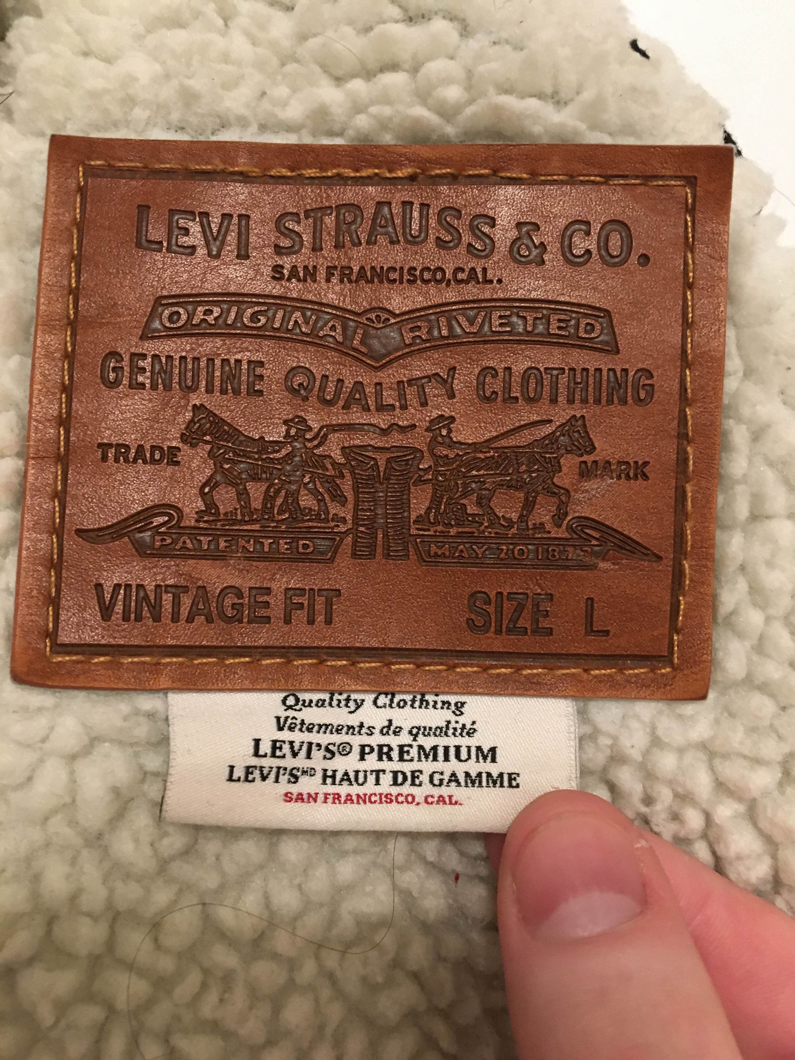 Levi's Levi's Sherpa Trucker Jacket Size US L / EU 52-54 / 3 - 3 Thumbnail