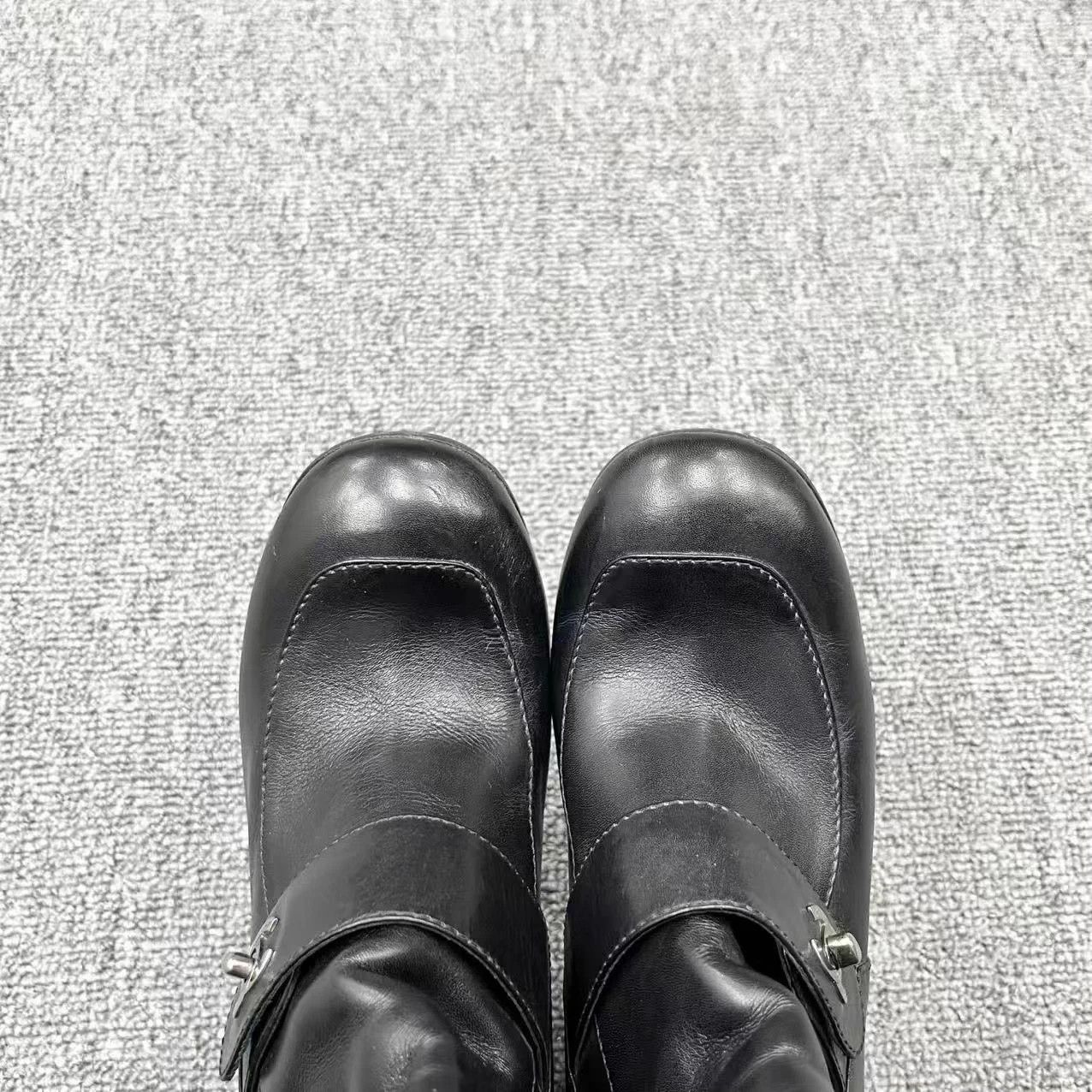 Chanel Chanel Black Lambskin CC Knee High Round Toe Boot 35.5 Size US 4.5 / IT 34.5 - 3 Thumbnail
