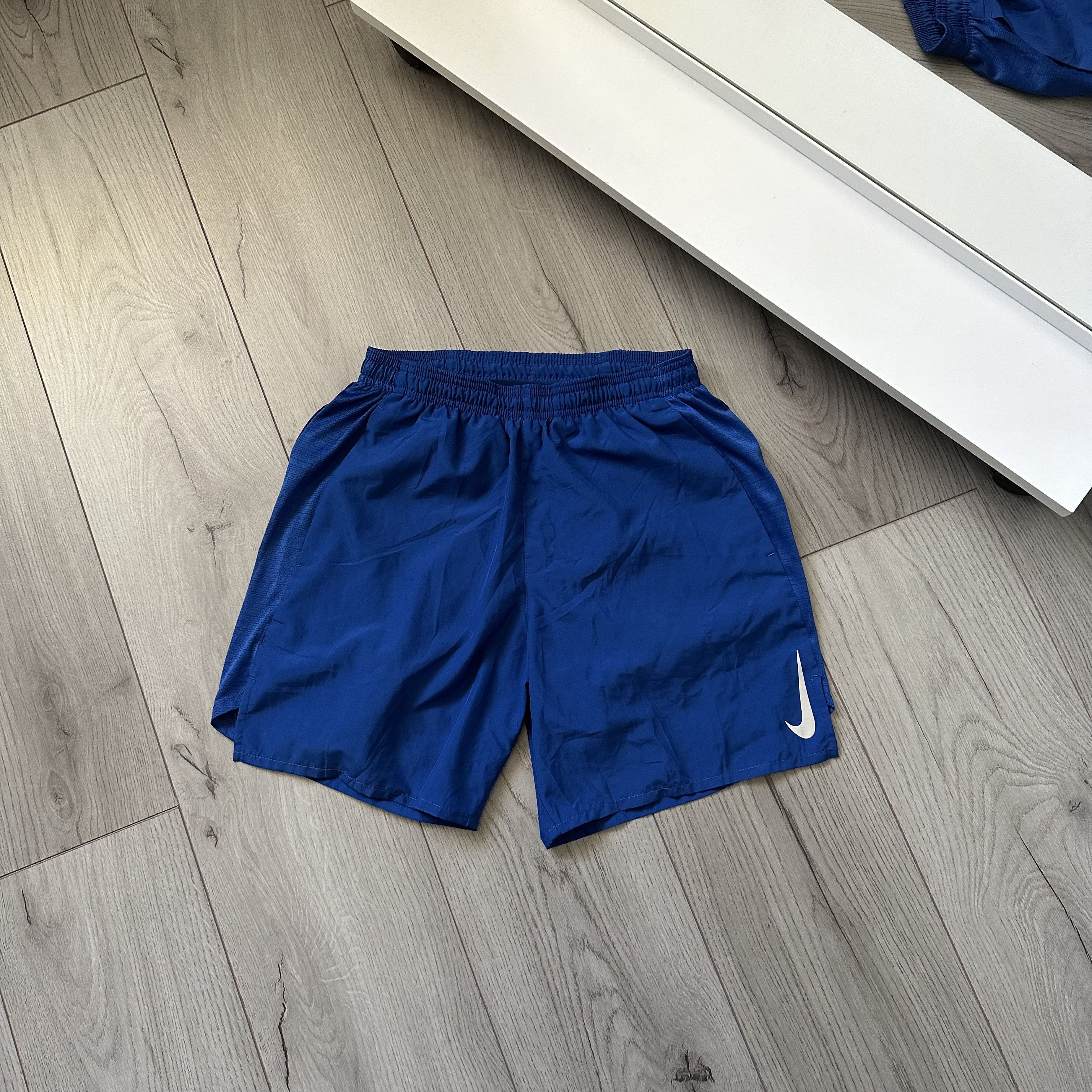 Nike Nike Reflective Swoosh Nylon Drill Shorts Size US 30 / EU 46 - 1 Thumbnail