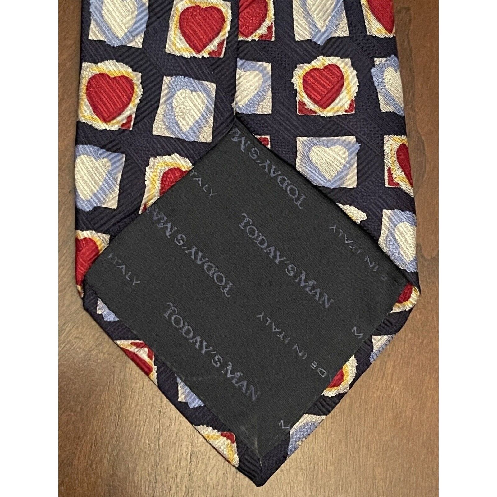 Other Today’s Man Red Blue 100% Silk Made In Italy Heart Print Size 44 - 2 Thumbnail