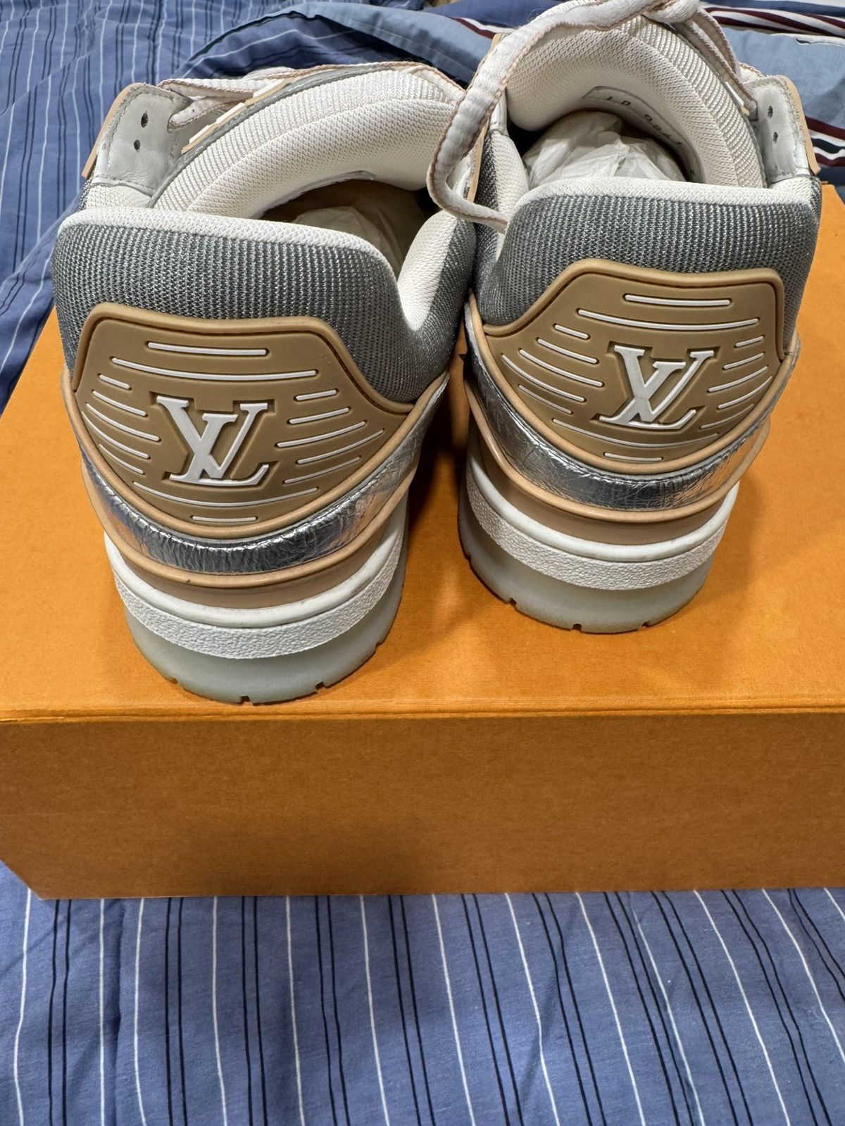 Louis Vuitton Louis Vuitton denim silver trainers men sneakers Size US 8.5 / EU 41-42 - 3 Thumbnail
