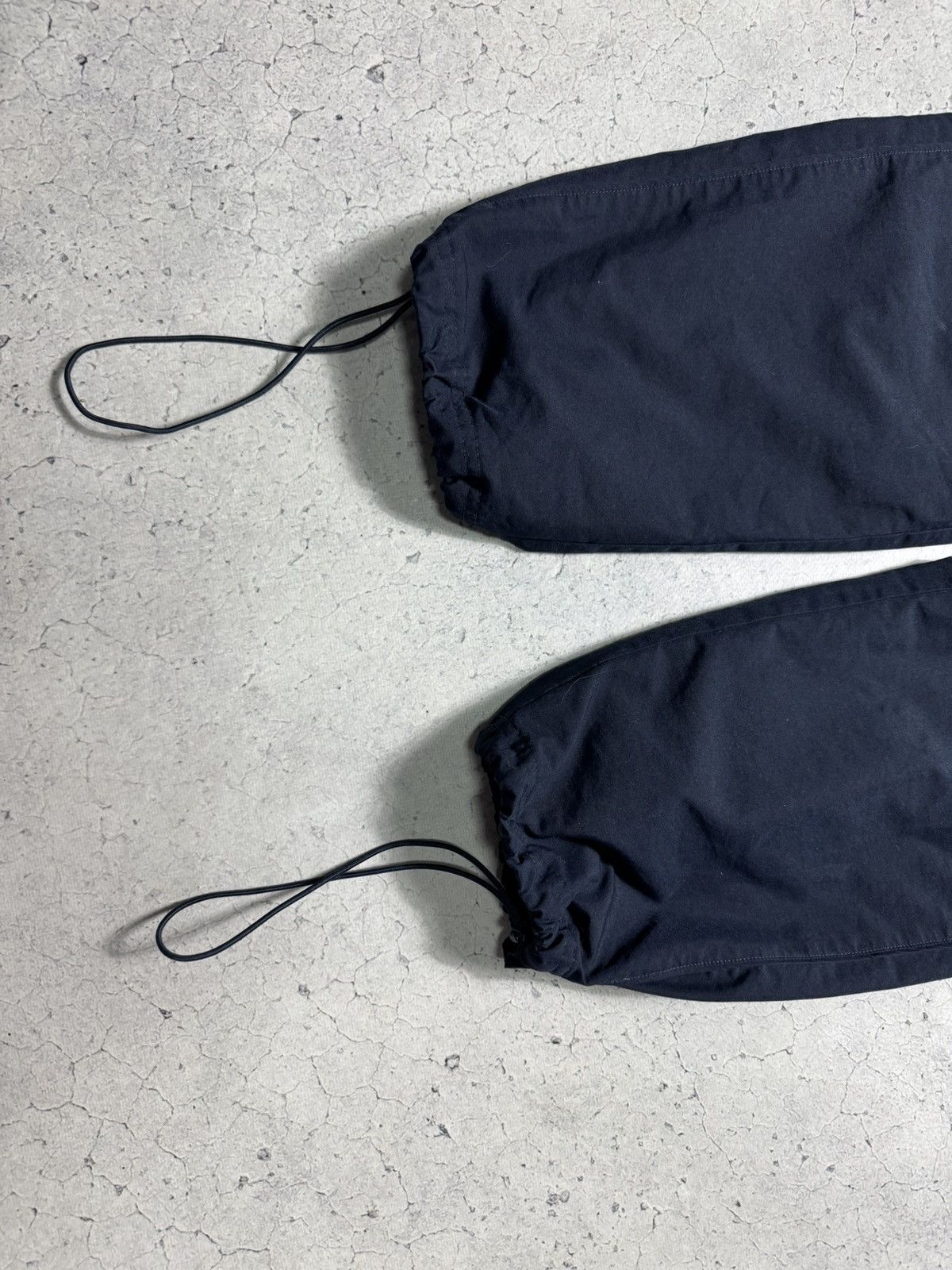 Nike Nike Vintage Nylon Baggy Track Pants Drill Swoosh Size M Size US 32 / EU 48 - 2 Thumbnail
