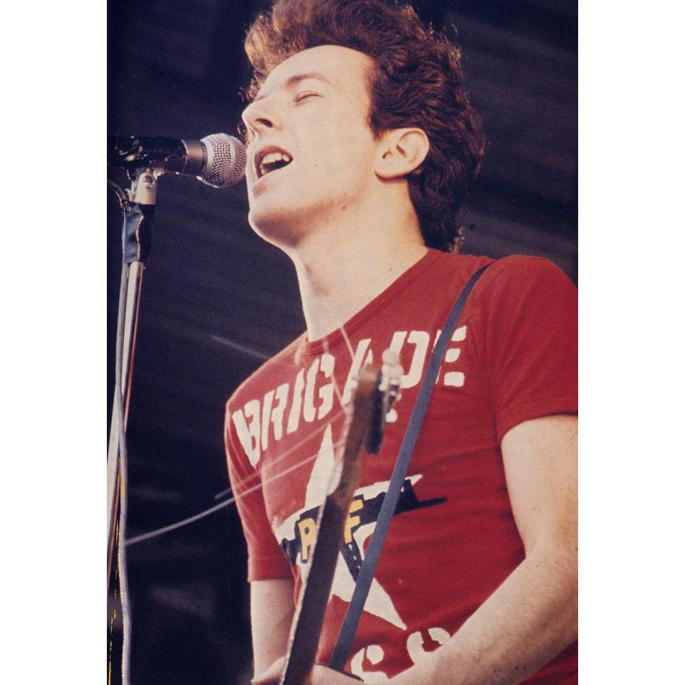 Band Tees × Brigade × Vintage Vintage 90s Brigade Rosse worn by CLASH Joe Strummer Tshirt Size US S / EU 44-46 / 1 - 2 Thumbnail
