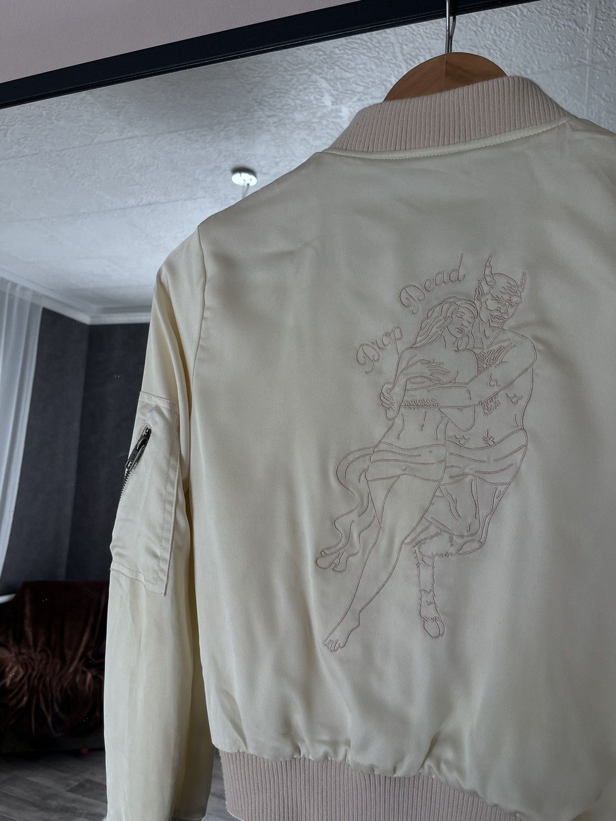 Drop Dead Clothing Drop Dead Dealmaker Satin Jacket Rare Exclusive 2015 Size XS / US 0-2 / IT 36-38 - 6 Thumbnail