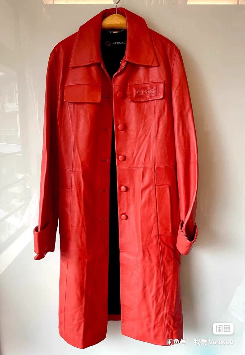 Versace Versace Sheepskin coat Size M / US 6-8 / IT 42-44 - 2 Thumbnail