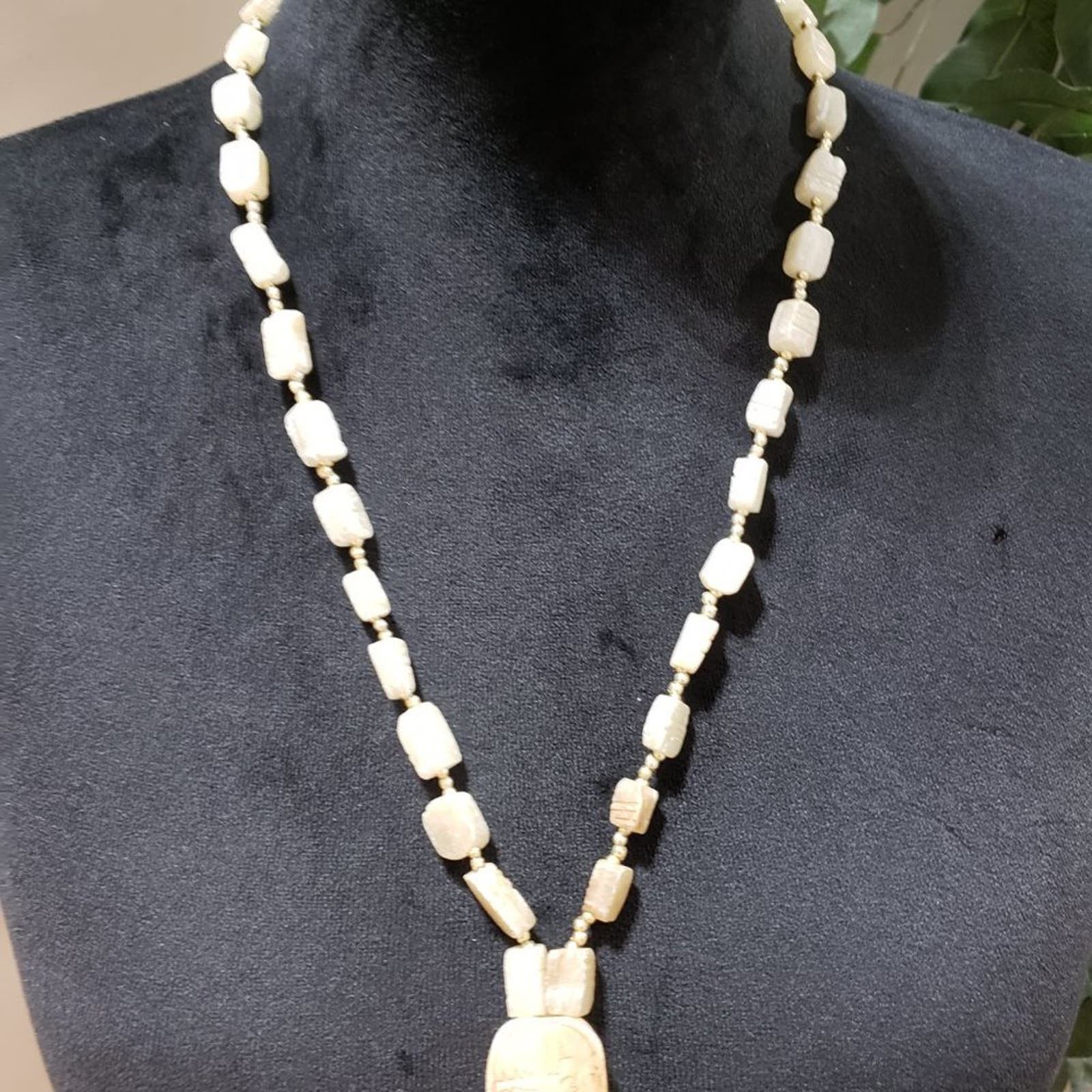 Other Vintage Carved Scarab Beetle Soap Stone Beaded Necklace Size ONE SIZE - 2 Thumbnail