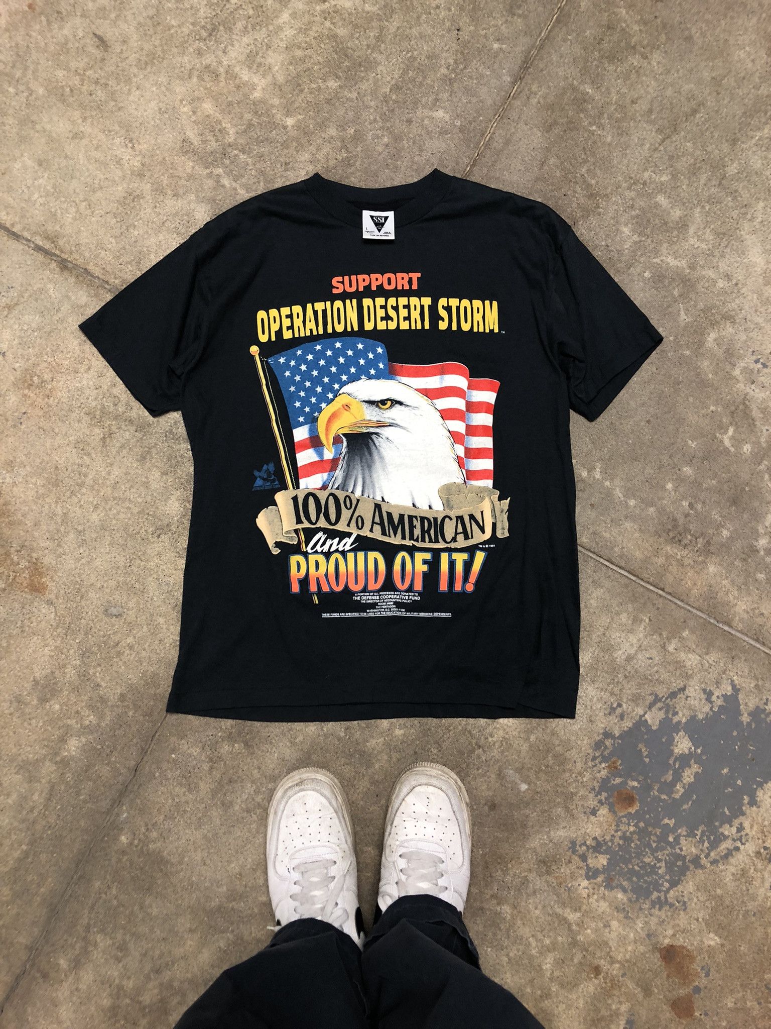 Vintage Vintage 1991 Operation Desert Storm US Military T-Shirt Size US L / EU 52-54 / 3 - 1 Thumbnail