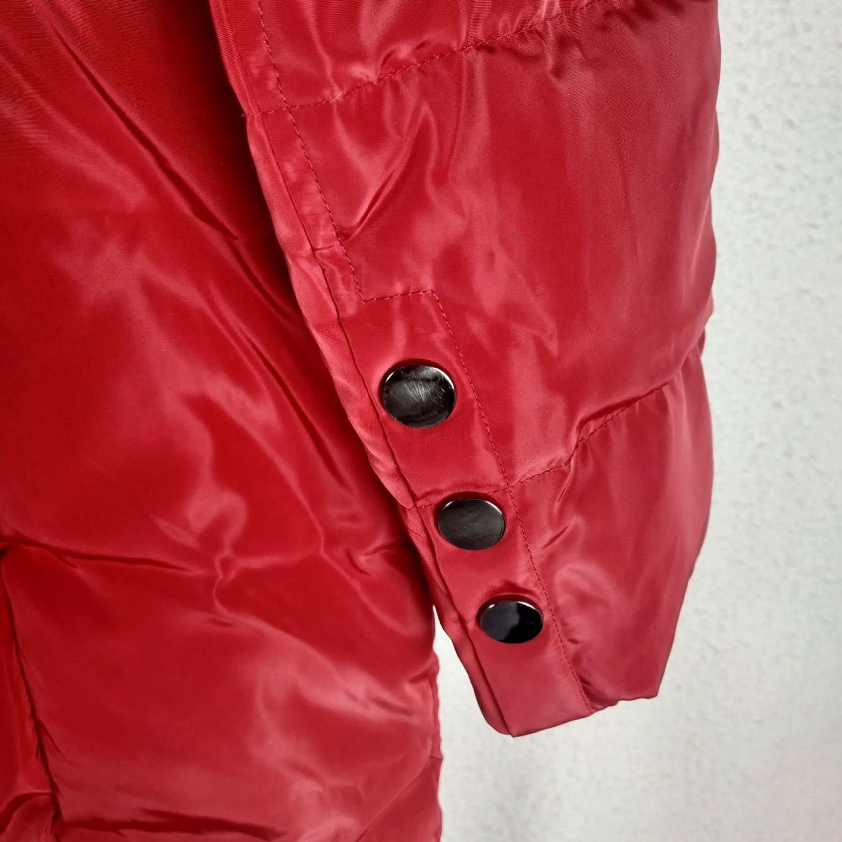 Vintage VINTAGE? No — Epsion Womens Down Puffer Coat L Red Hooded Quilted Faux Fur Trim Winter Jacket Womens Size L / US 10 / IT 46 - 3 Thumbnail