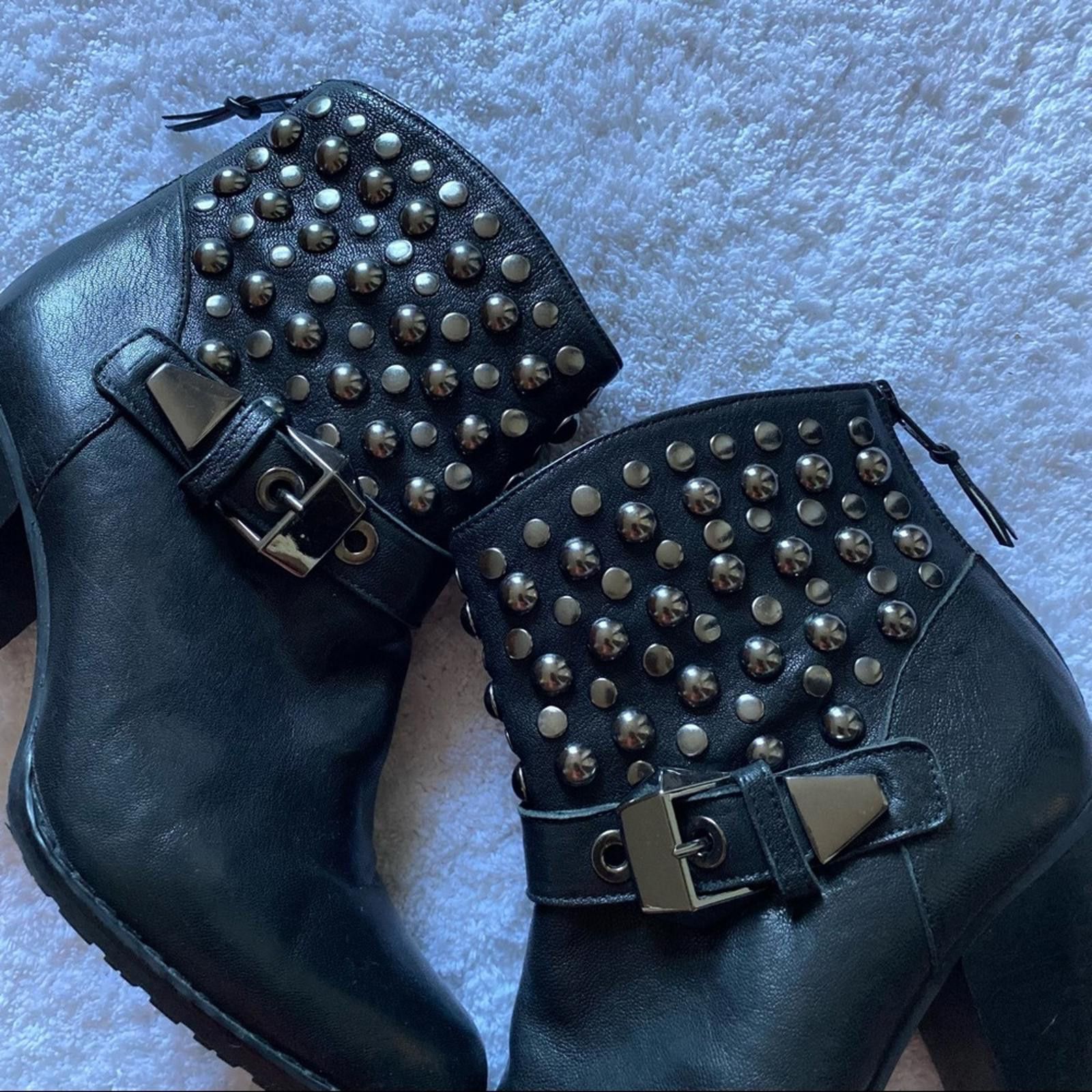 Stuart Weitzman Stuart Weitzman NWOB Black Leather Studded Moto Style Bootie Size US 6.5 / IT 36.5 - 8 Thumbnail