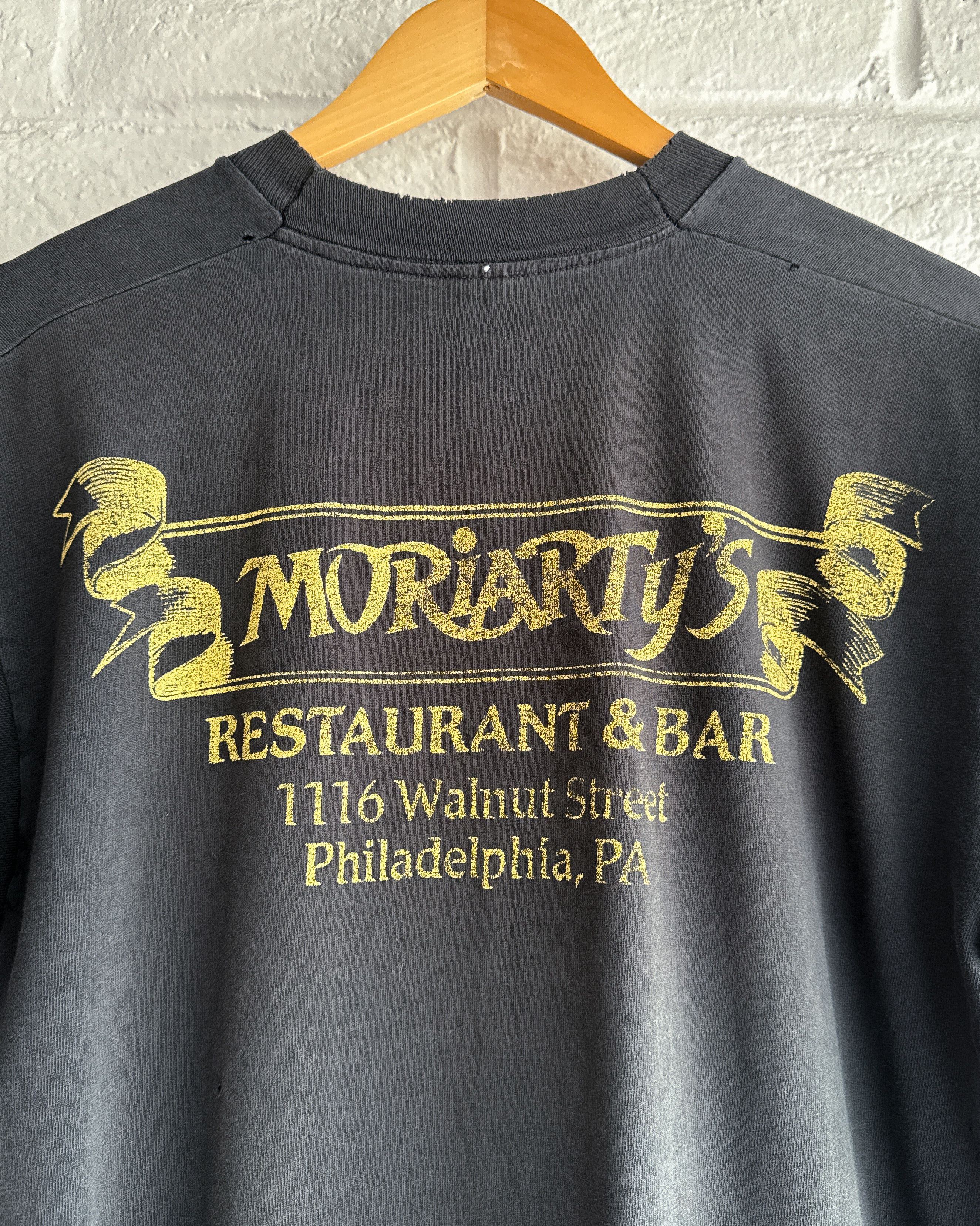 Vintage Vintage 90s Guinness Beer T Shirt Thrashed Faded Distressed Size US L / EU 52-54 / 3 - 8 Thumbnail