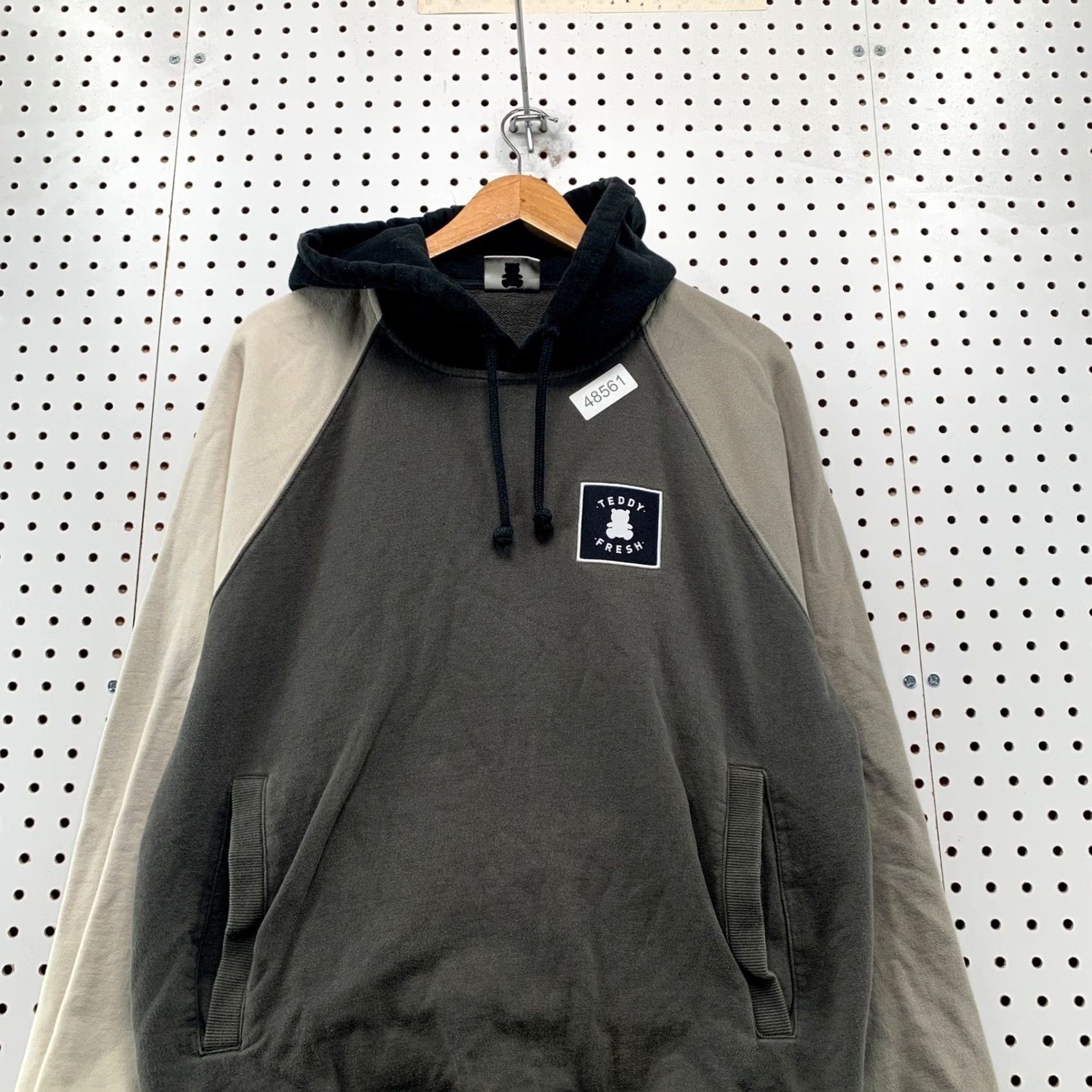 Teddy Fresh Teddy Fresh Hoodie Mens M Gray Tan Raglan Sweatshirt Colorblock Pullover Size US M / EU 48-50 / 2 - 4 Thumbnail