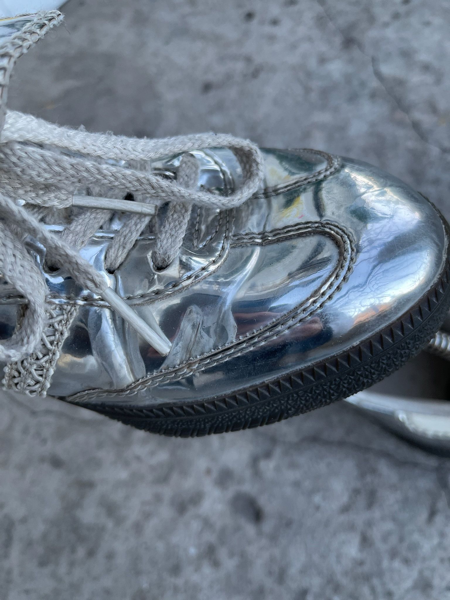 Adidas × Wales Bonner Adidas Wales Bonner Samba Silver Size US 8.5 / IT 38.5 - 14 Thumbnail