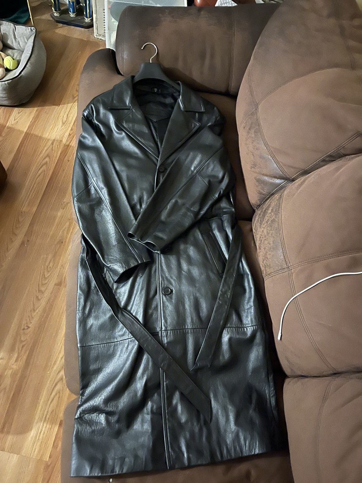 Bostonian Bostonian Men's Black Belted Full Length Leather Coat Sz.M Size US M / EU 48-50 / 2 - 3 Thumbnail