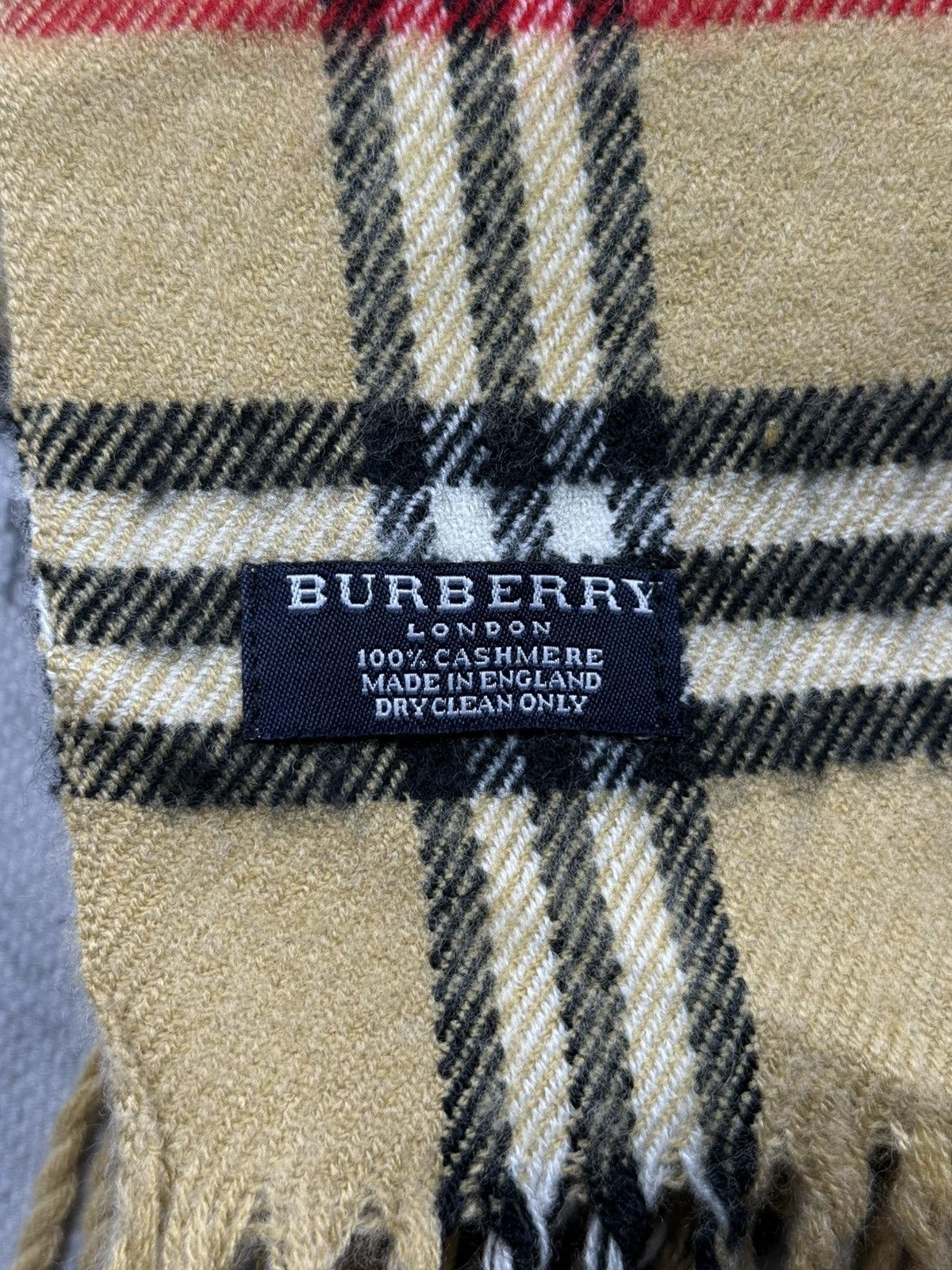 Burberry VTG Burberry London Nova Check 100% Cashmere Scarf England Size ONE SIZE - 11 Thumbnail