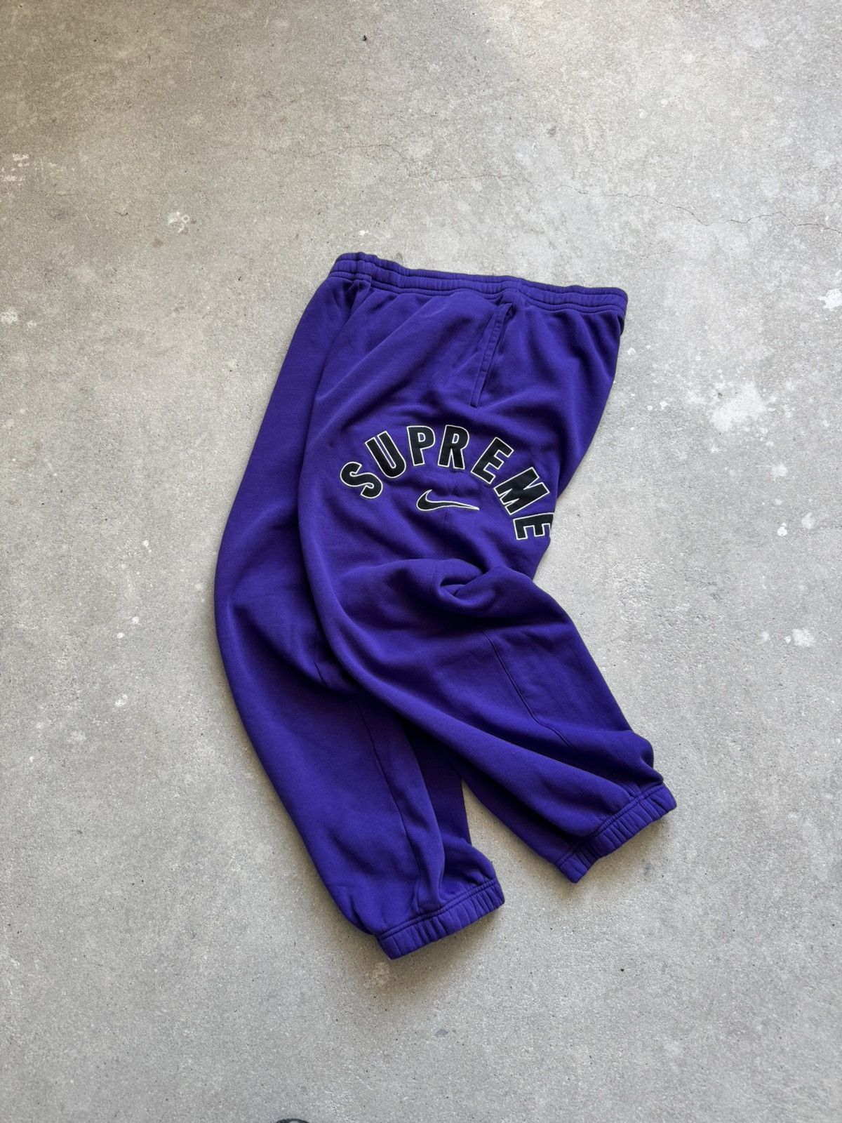 Supreme x Nike Arc Sweatpants Purple XXL