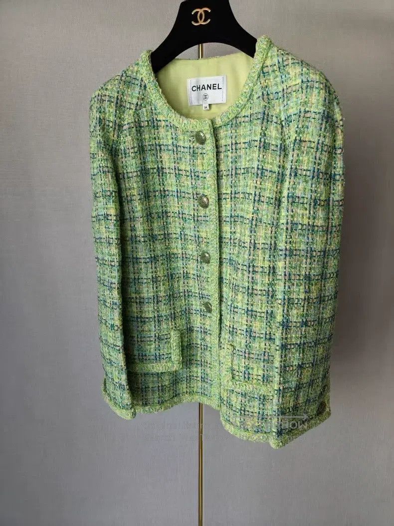 Chanel Chanel Green coat Size XXS / US 00 / IT 34 - 2 Thumbnail
