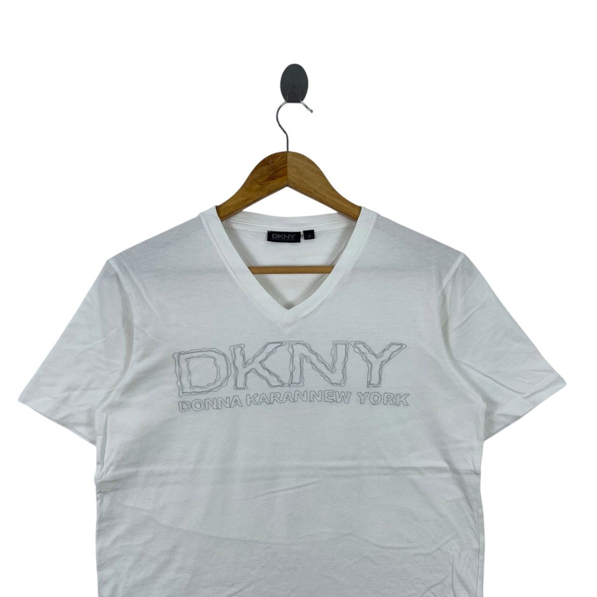 DKNY × Vintage Vintage DKNY Embroider Vneck Tee Shirt Size US M / EU 48-50 / 2 - 2 Thumbnail