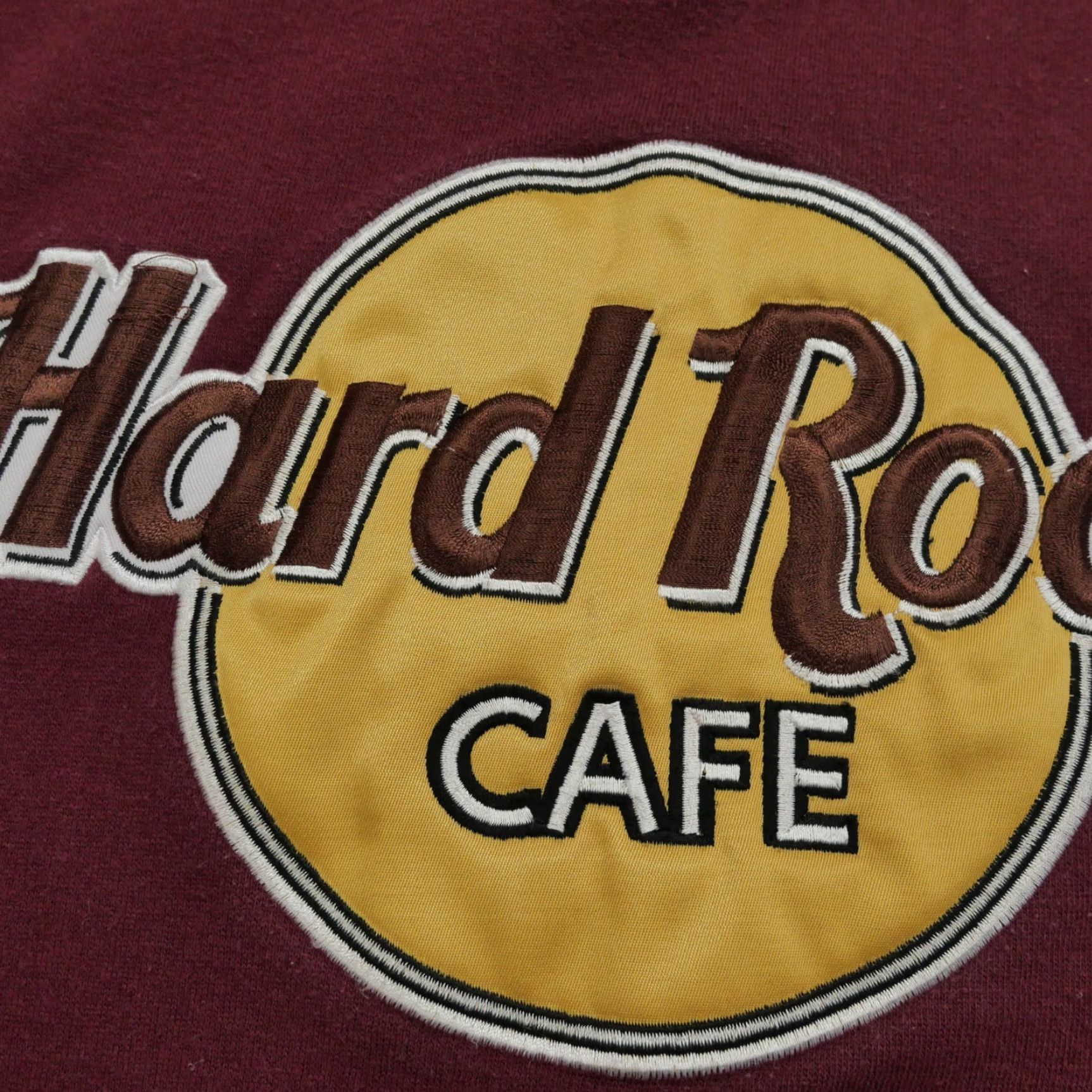 Hard Rock Cafe VINTAGE Hard Rock Cafe Sweatshirt Mens Pullover L Red 90s Logo Crew Neck Knit Winter Fur? Size US L / EU 52-54 / 3 - 3 Thumbnail