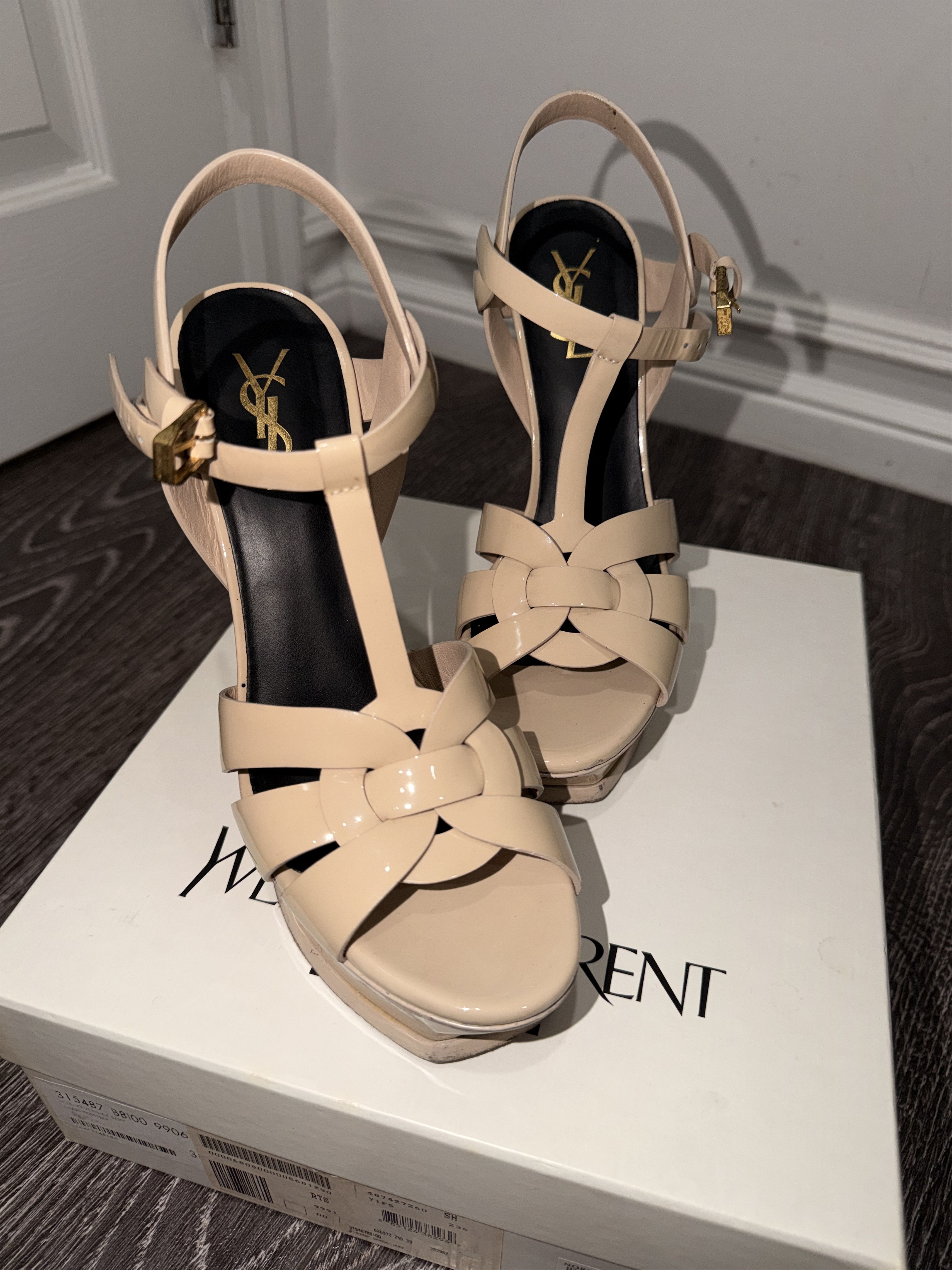 Yves Saint Laurent TRIBUTE platform sandals in patent leather Size US 8 / IT 38 - 1 Thumbnail