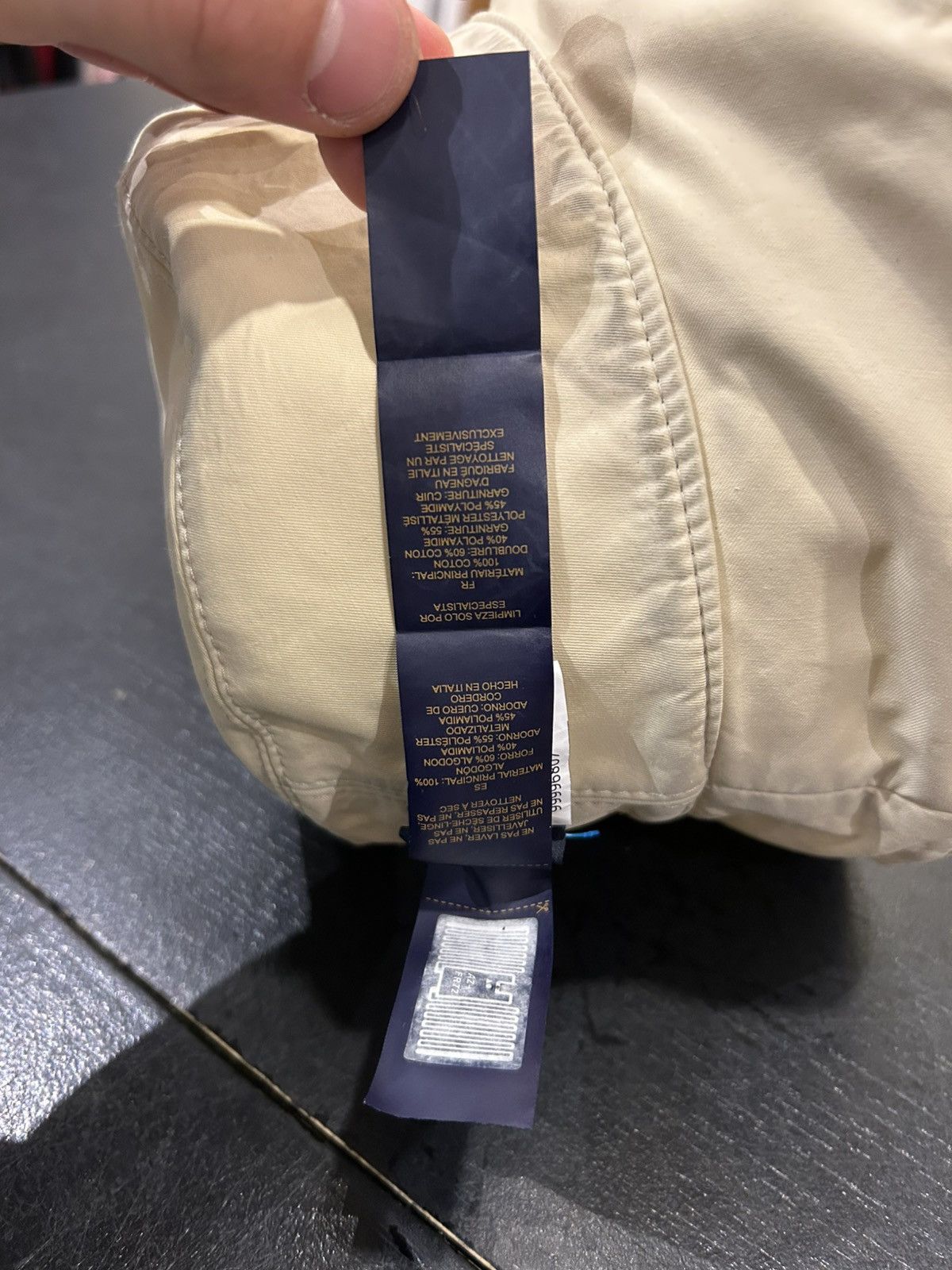 Louis Vuitton Louis Vuitton Reversible Bucket Hat Size ONE SIZE - 10 Thumbnail