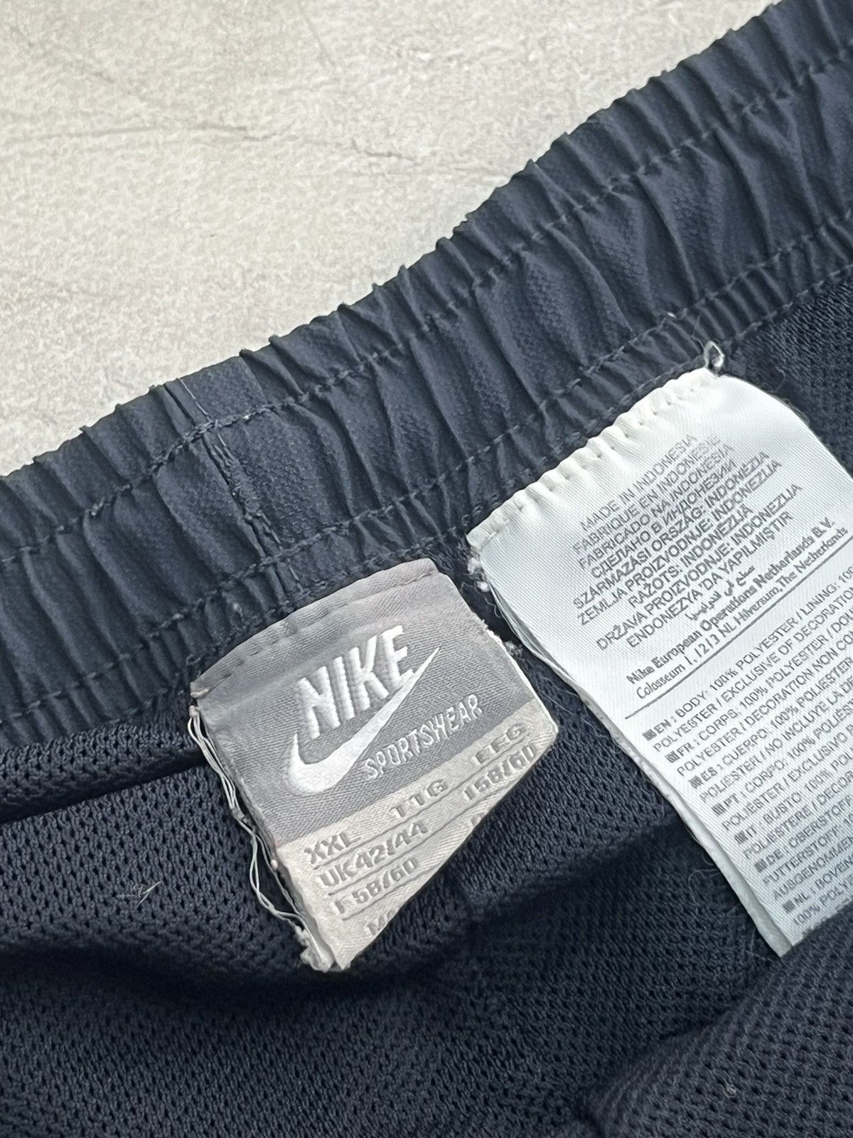 Nike × Vintage Vintage 00s Nike Air Nylon Baggy Track Pants Size US 38 / EU 54 - 5 Thumbnail