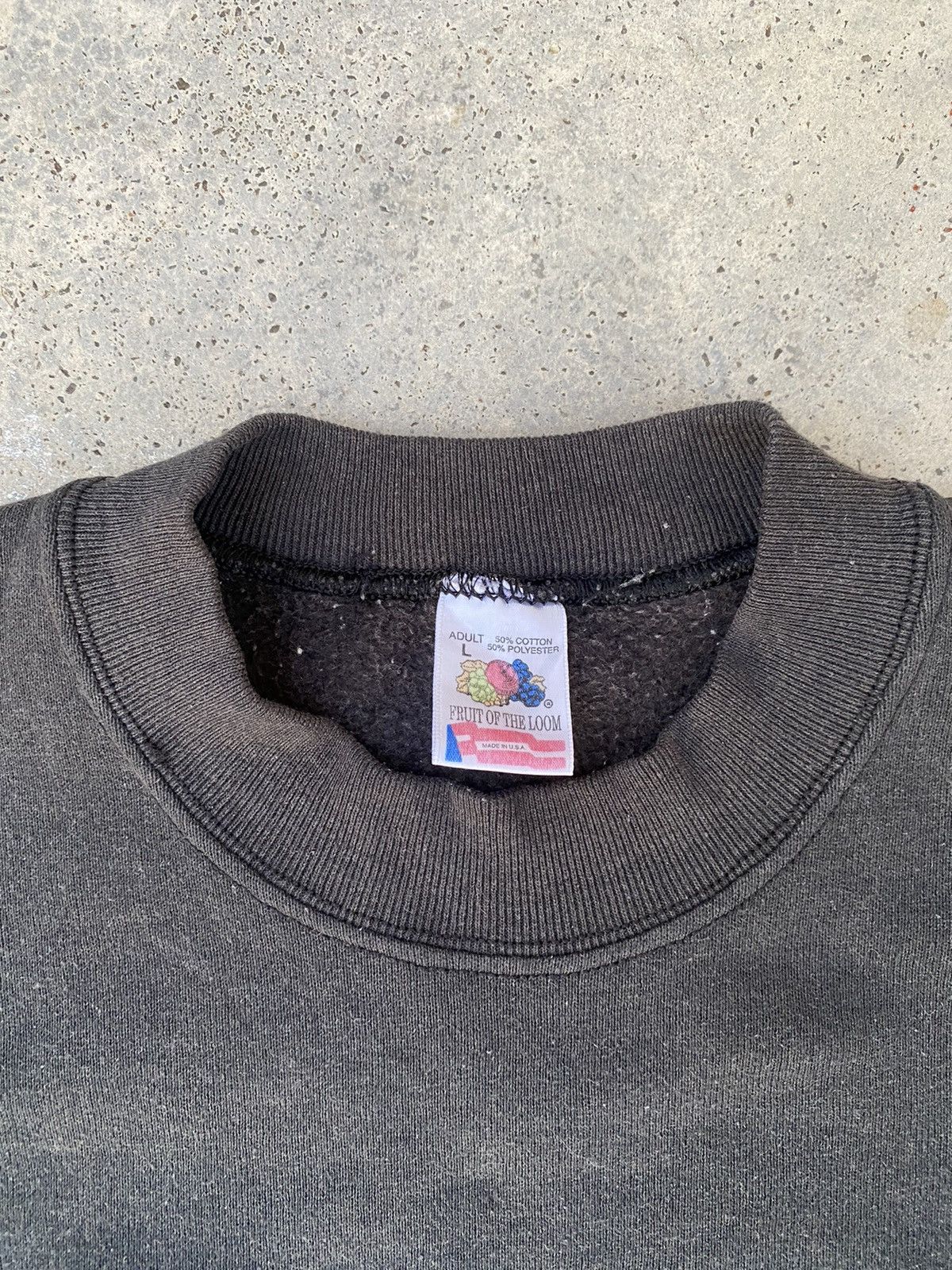 Vintage Vintage 90s Grey Sacred Heart 50 Sweatshirt Size US L / EU 52-54 / 3 - 3 Thumbnail