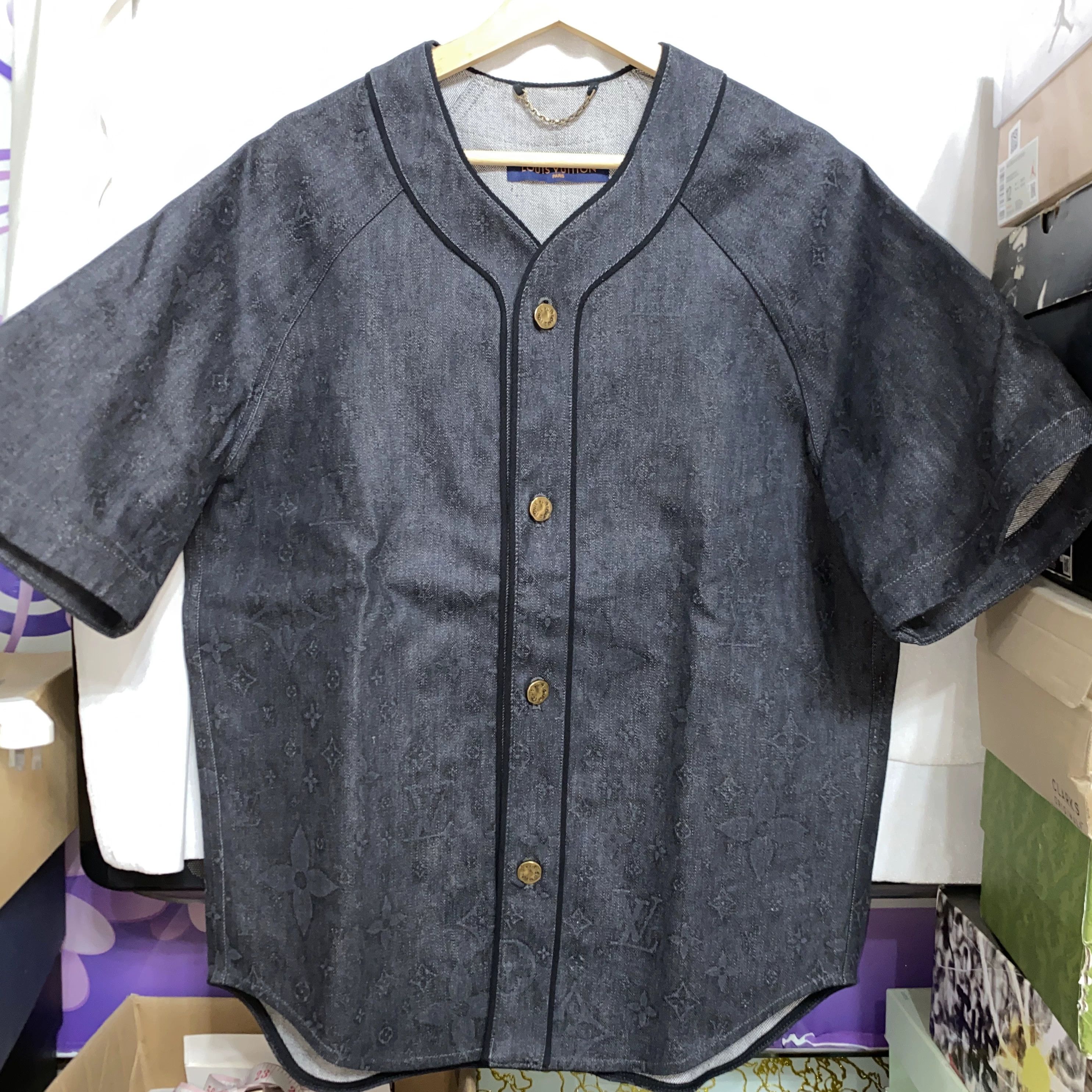Louis Vuitton Louis Vuitton Monogram Baseball Shirt Size US S / EU 44-46 / 1 - 1 Thumbnail