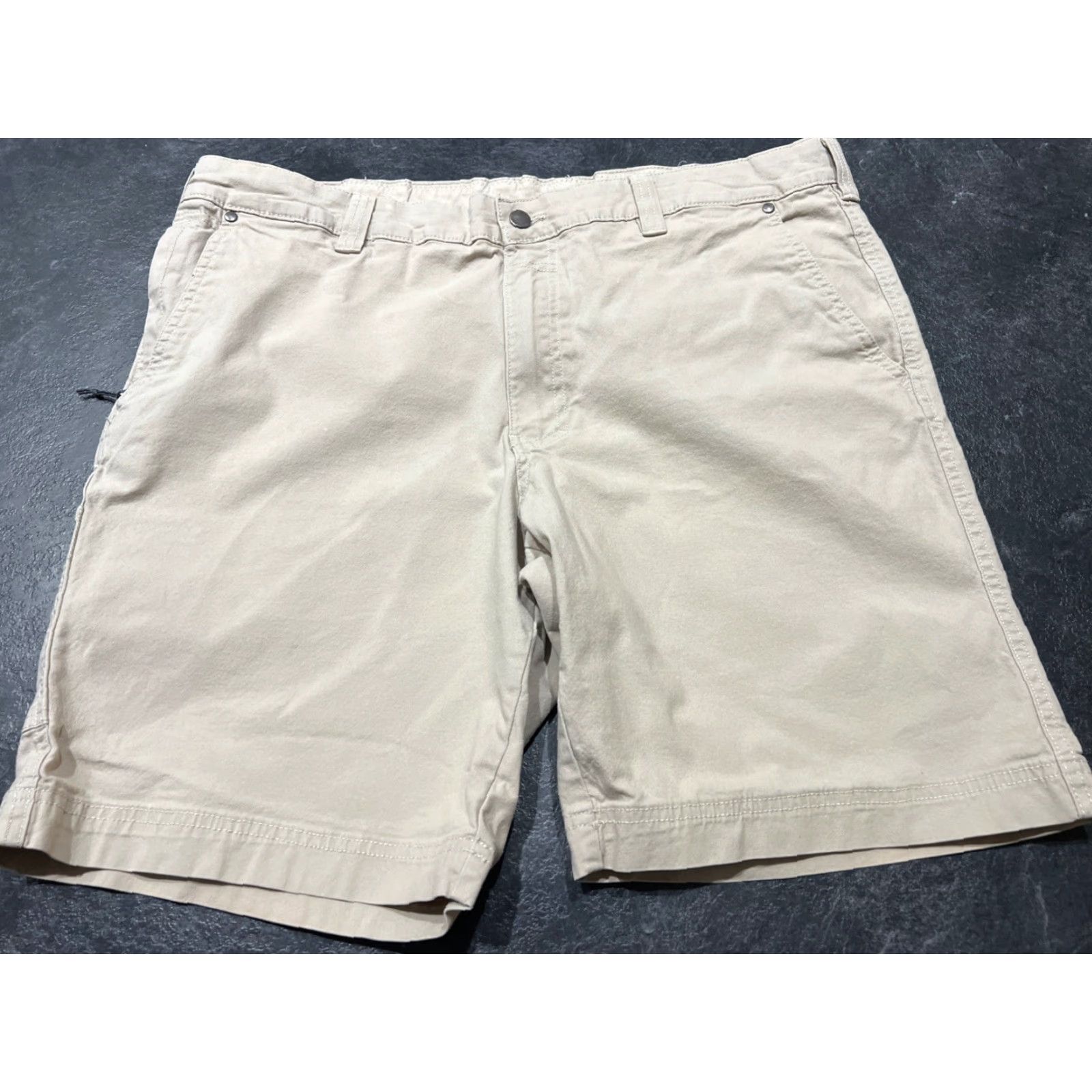 Vintage Columbia Shorts Mens 40W Khaki 10" Inseam Elastic Waist Pockets Casual Outdoor Chino Cotton Beige Mens Size US 40 / EU 56 - 2 Thumbnail