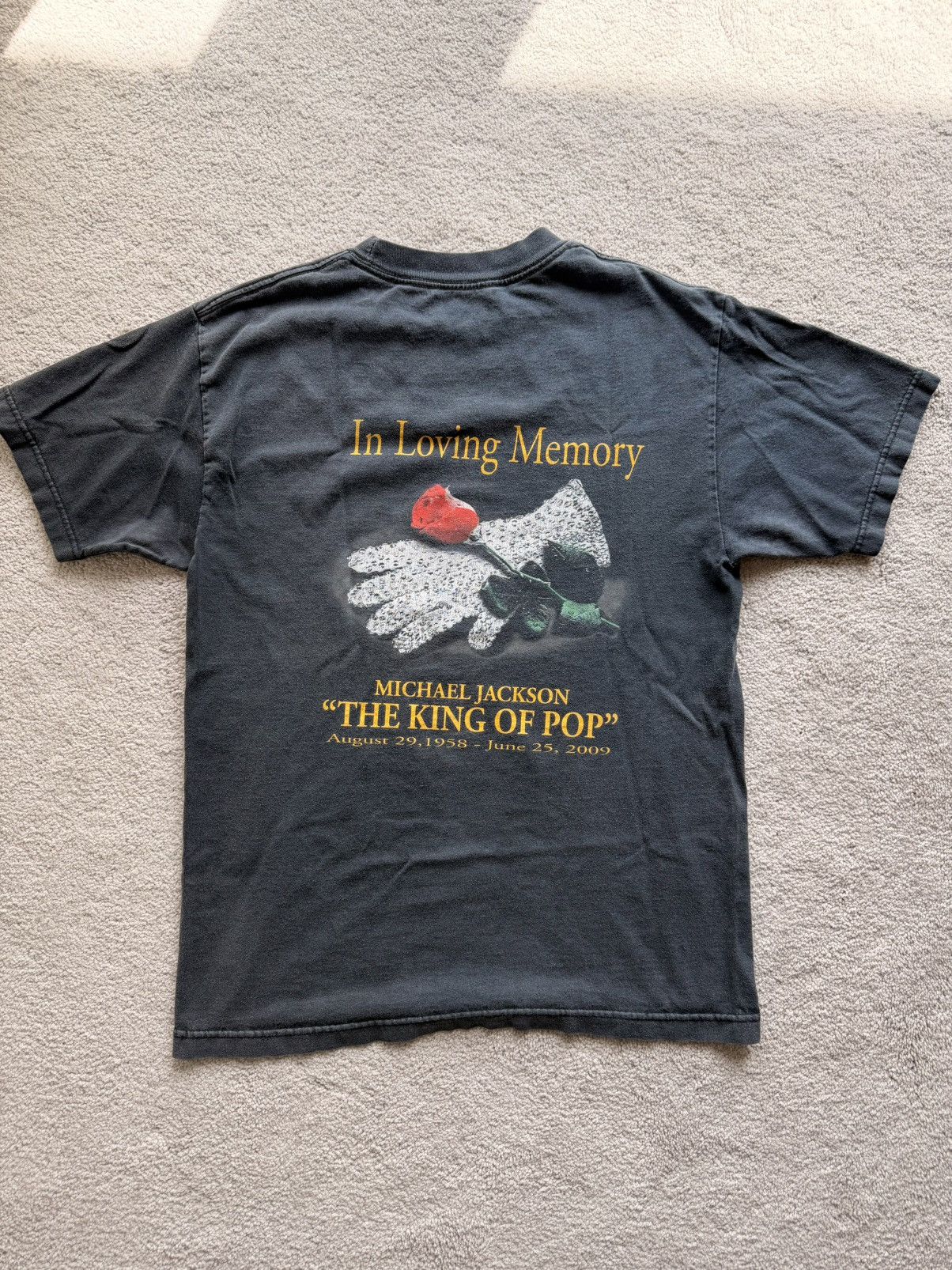 Vintage Vintage Michael Jackson SS T-Shirt Size US S / EU 44-46 / 1 - 4 Thumbnail