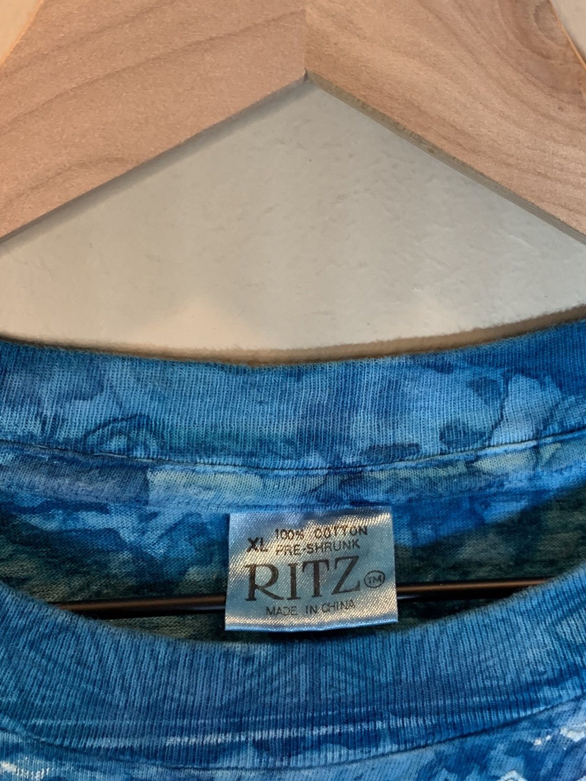 Vintage *RARE* Vintage Tie-Dye Surf Art Single Stitch Tribal T-Shirt Size US XL / EU 56 / 4 - 8 Thumbnail
